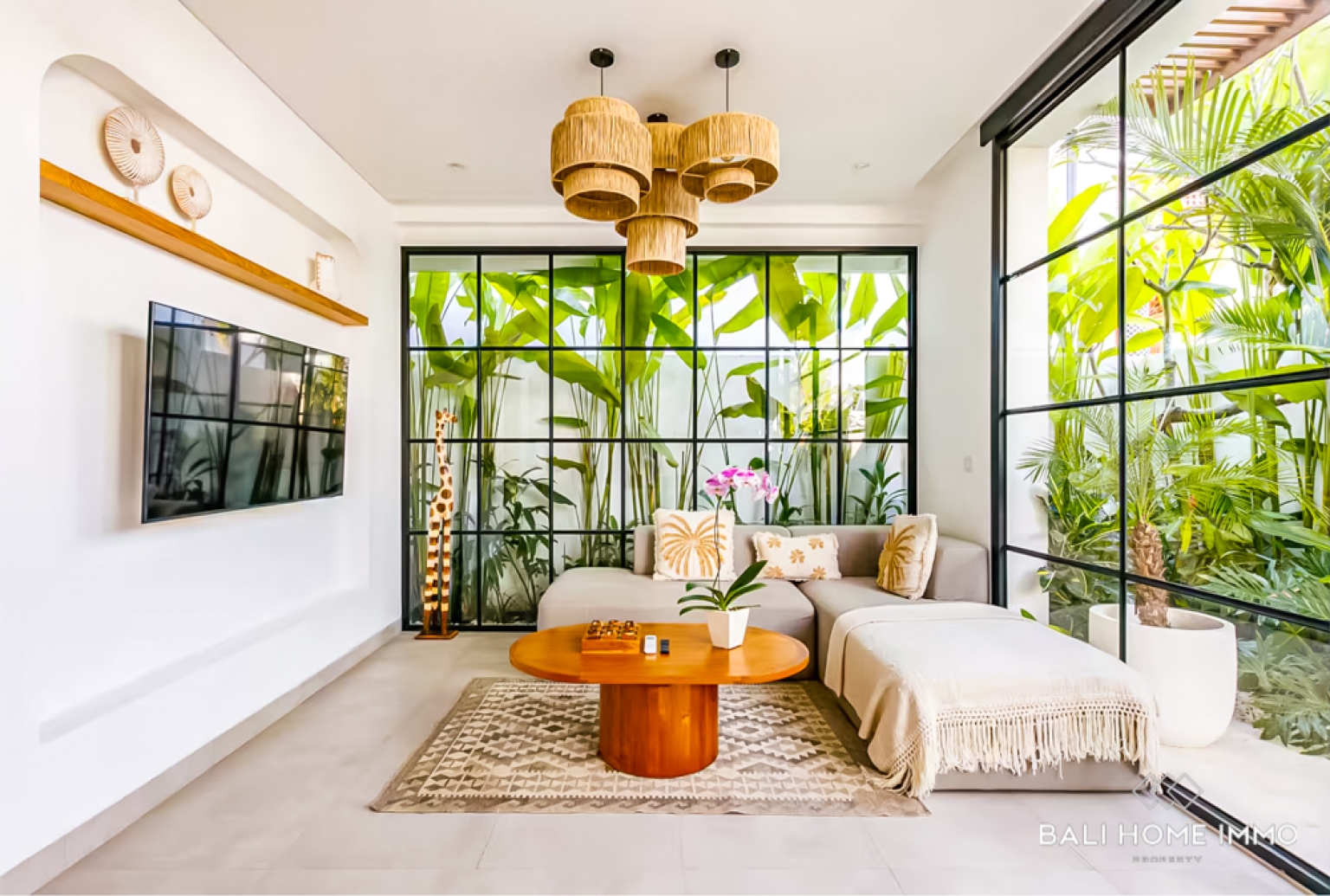 CHARMING 1 BEDROOM VILLA FOR SALE LEASEHOLD IN BINGIN view 2