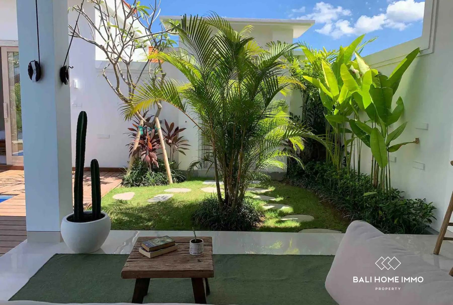 CHARMING 2 BEDROOM FOR YEARLY RENTAL in BERAWA BALI view 3