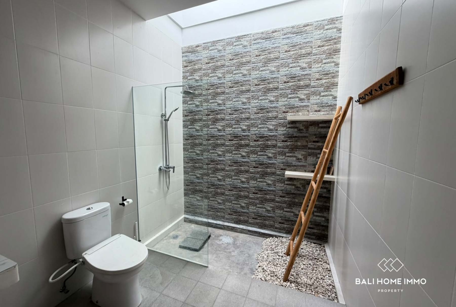 CHARMING 2 BEDROOM FOR YEARLY RENTAL in BERAWA BALI view 18