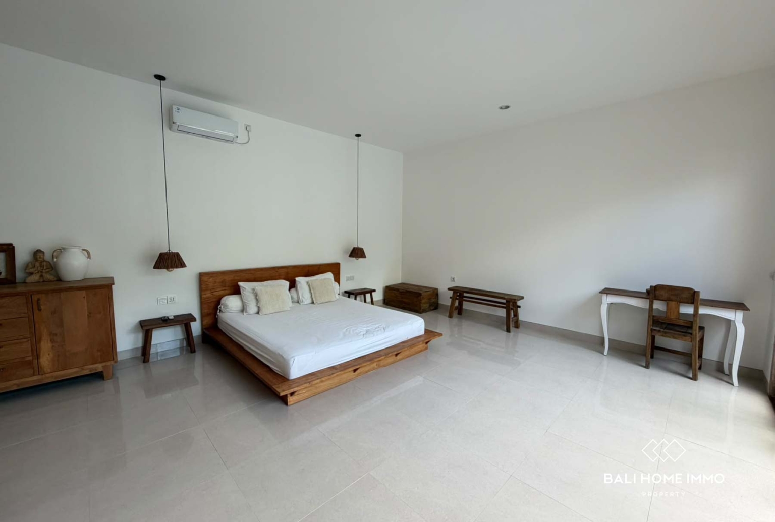 CHARMING 2 BEDROOM FOR YEARLY RENTAL in BERAWA BALI view 11