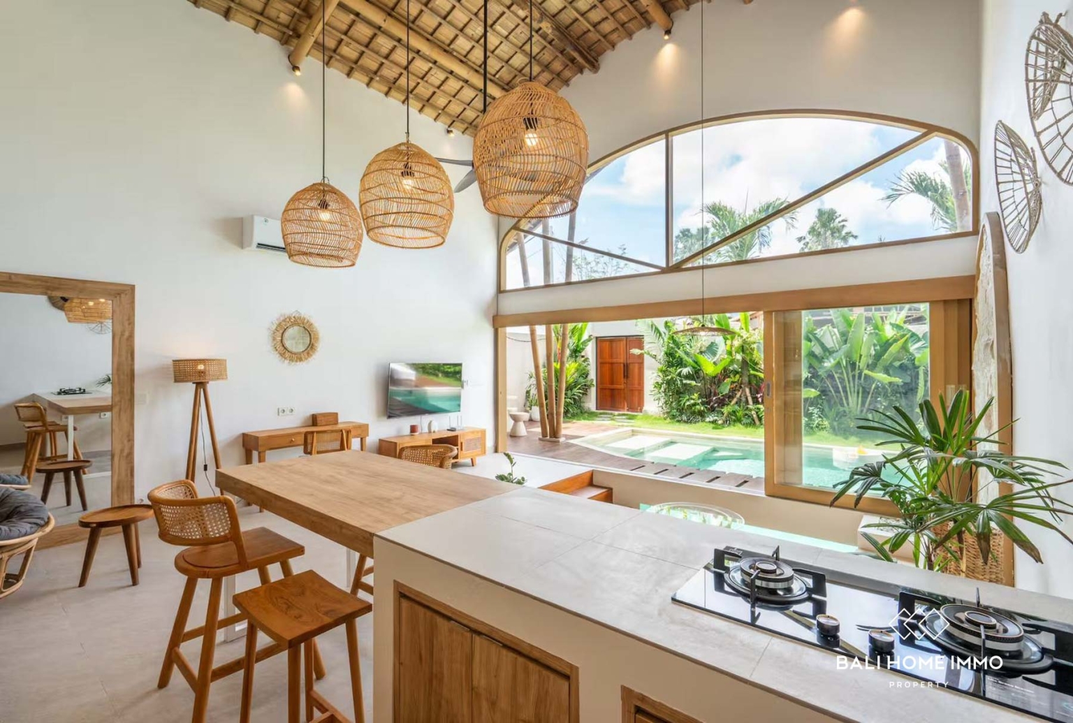 Charming 2 Bedroom Villa for Leasehold Sale in Canggu Bali view 10