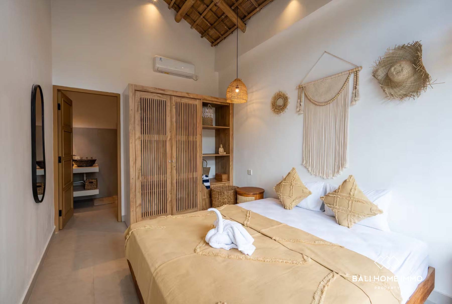 Charming 2 Bedroom Villa for Leasehold Sale in Canggu Bali view 13