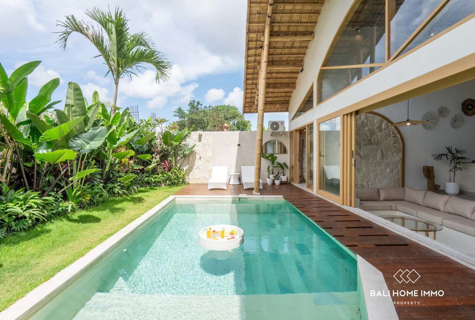 Charming 2 Bedroom Villa for Leasehold Sale in Canggu Bali view 20