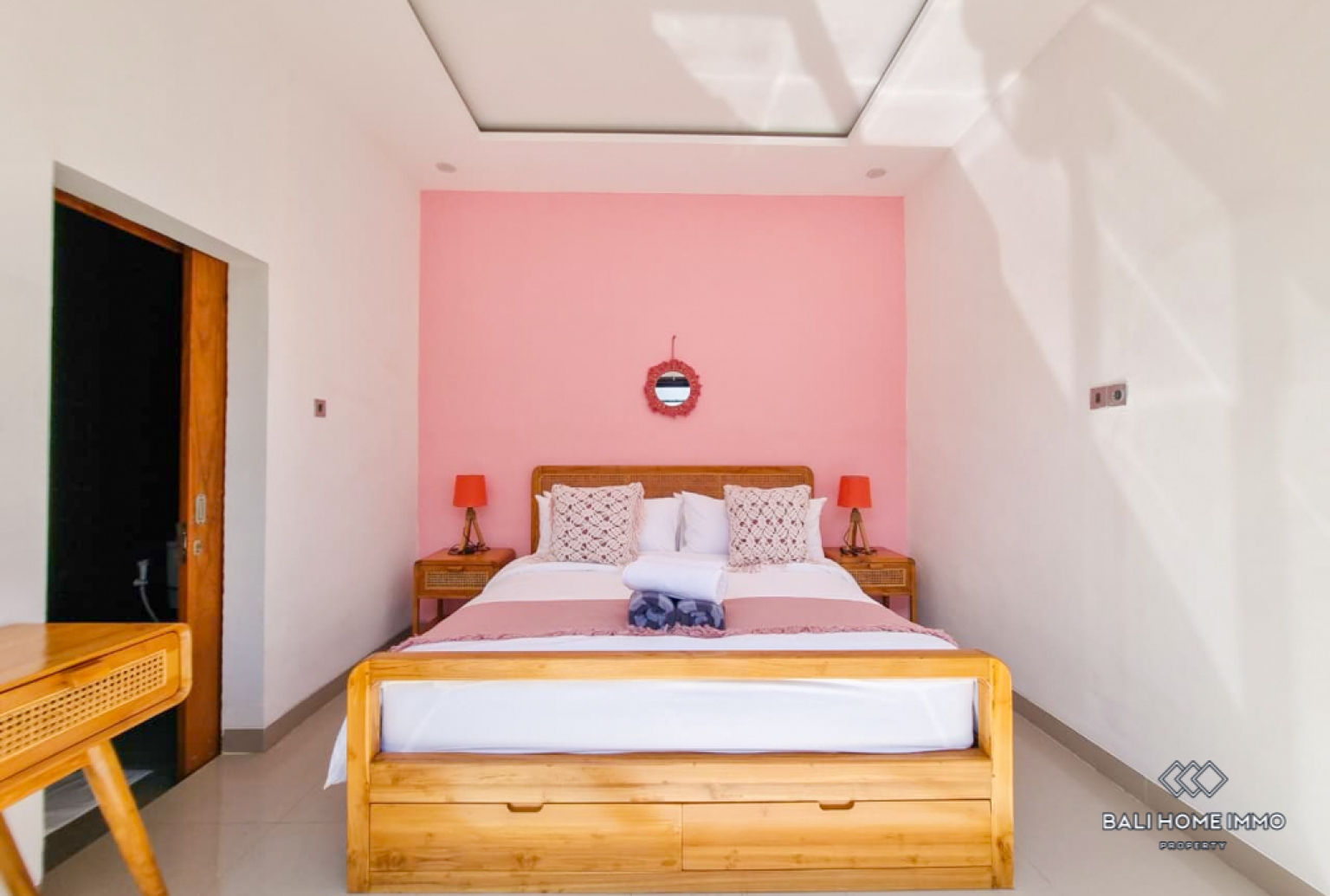 Charming 2 Bedroom Villa for Rent in Bali Seminyak Residential Side view 11