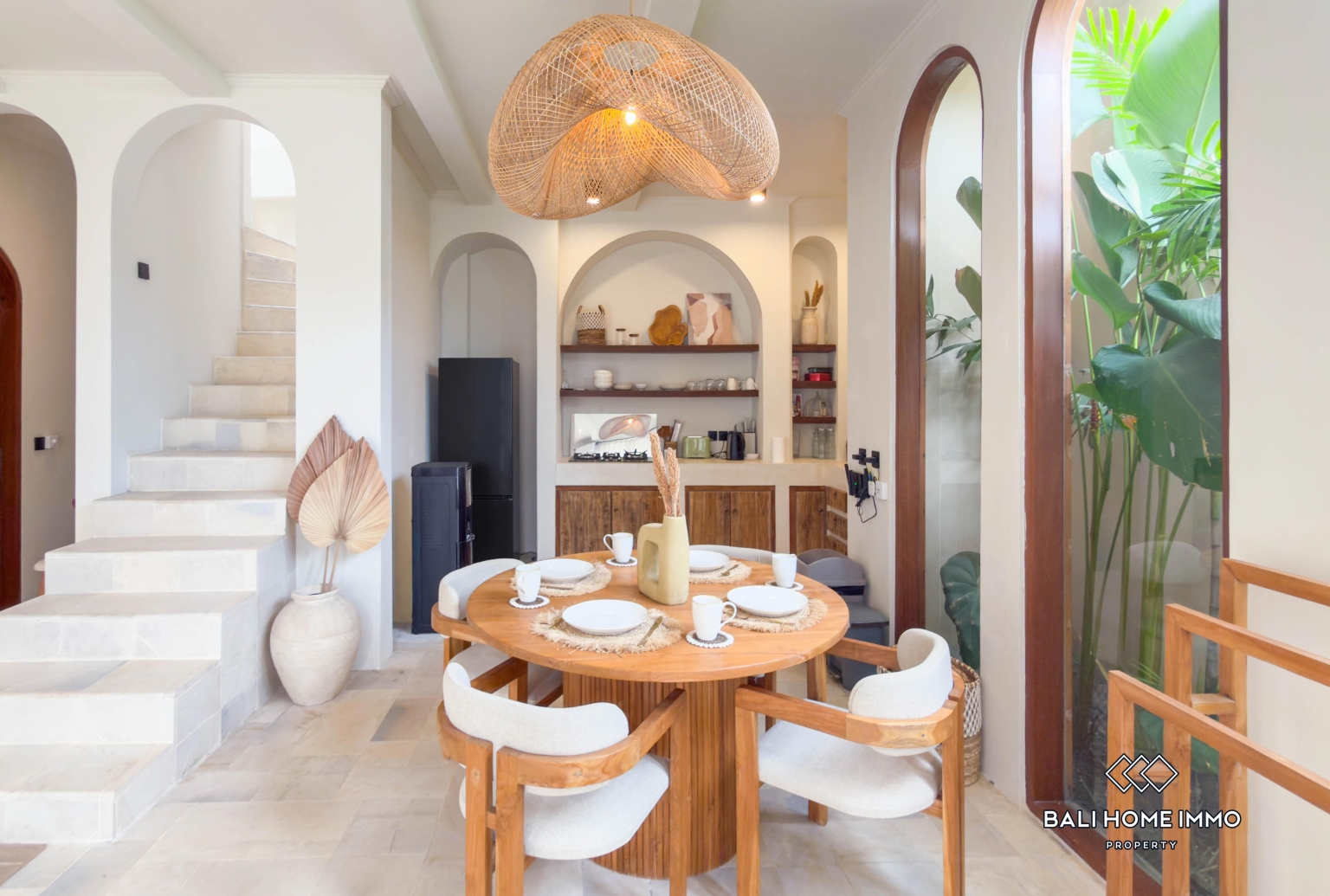 Charming 2-bedroom villa for rent in Canggu Berawa view 8