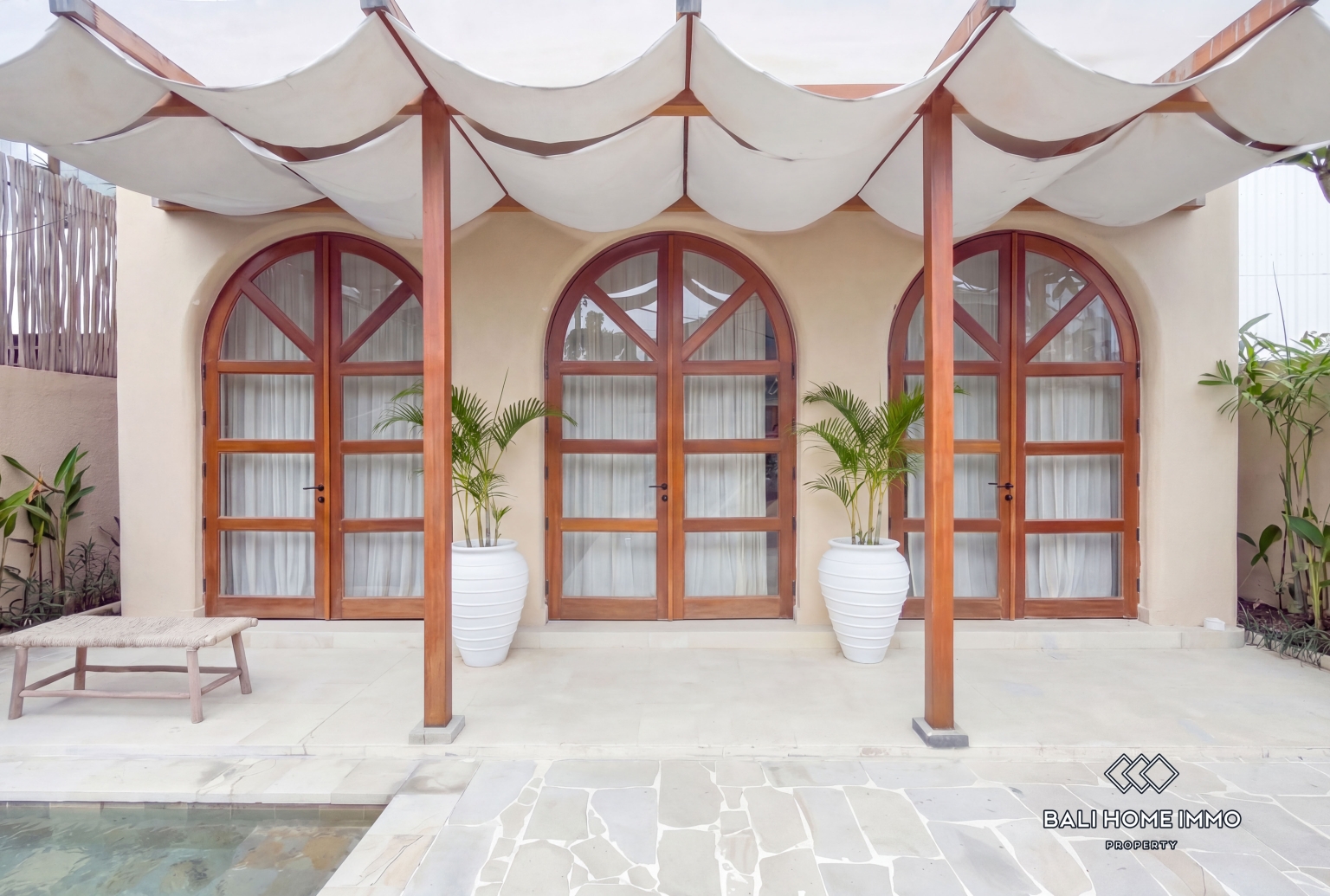 Charming 2-bedroom villa for rent in Canggu Berawa view 2
