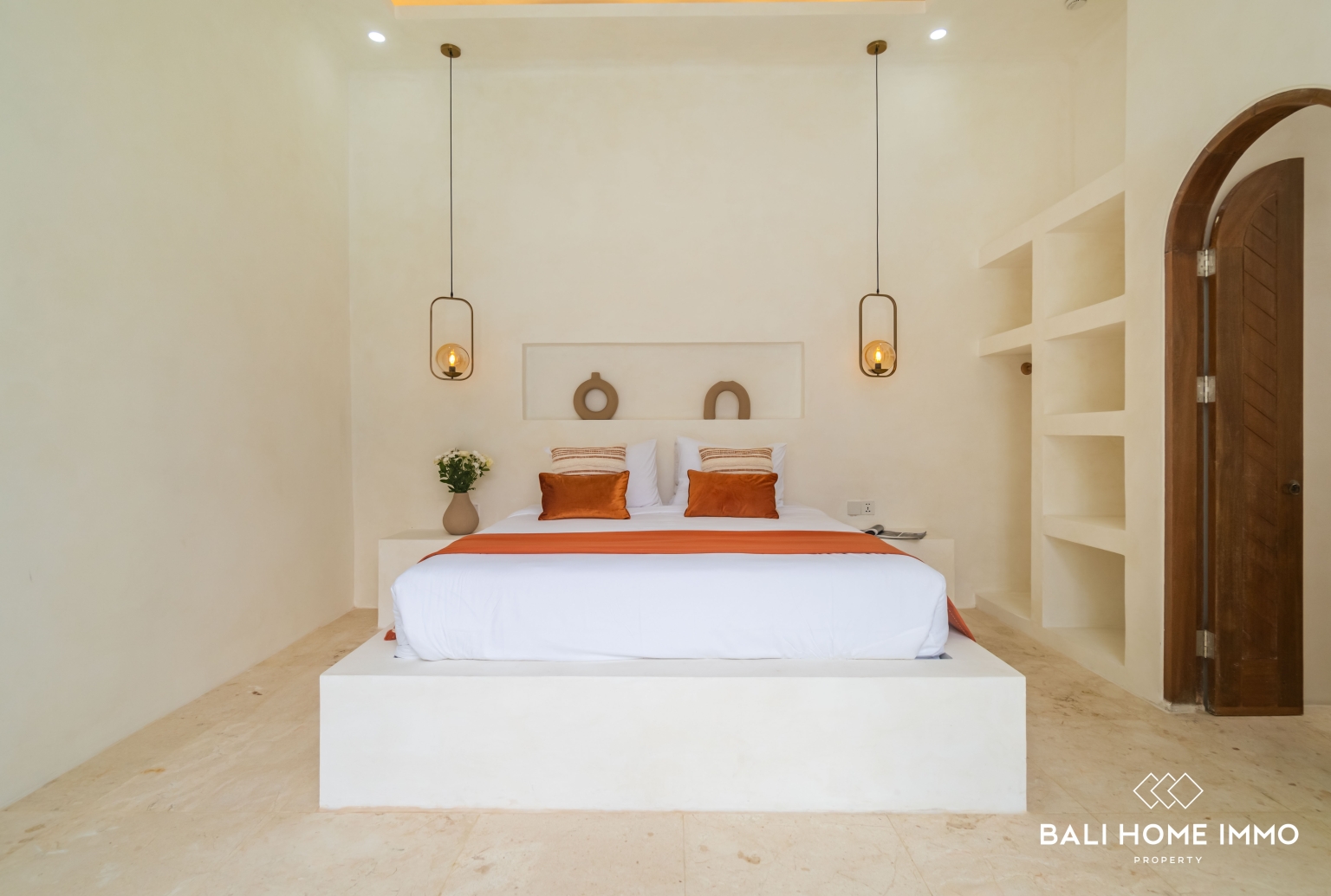 Charming 2 bedroom villa for sale in Canggu Residential side view 14