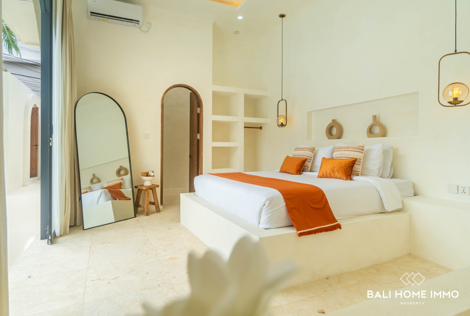 Charming 2 bedroom villa for sale in Canggu Residential side view 10