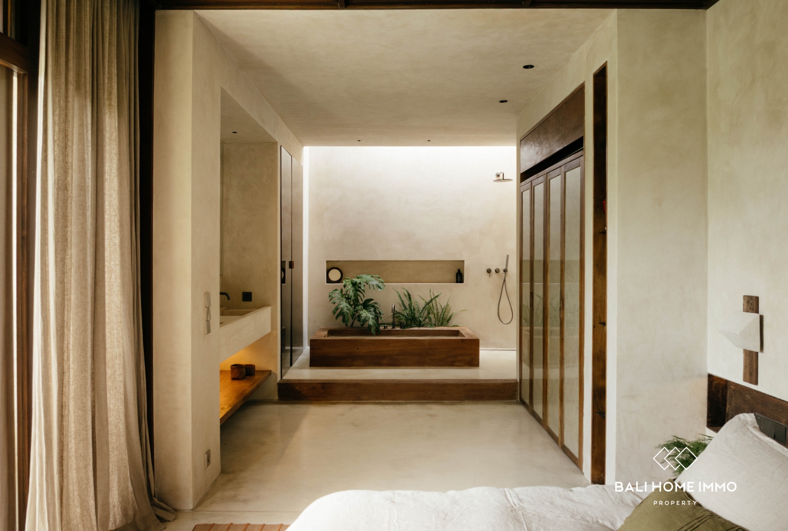 Charming 2 bedroom villa for sale in Pererenan view 16