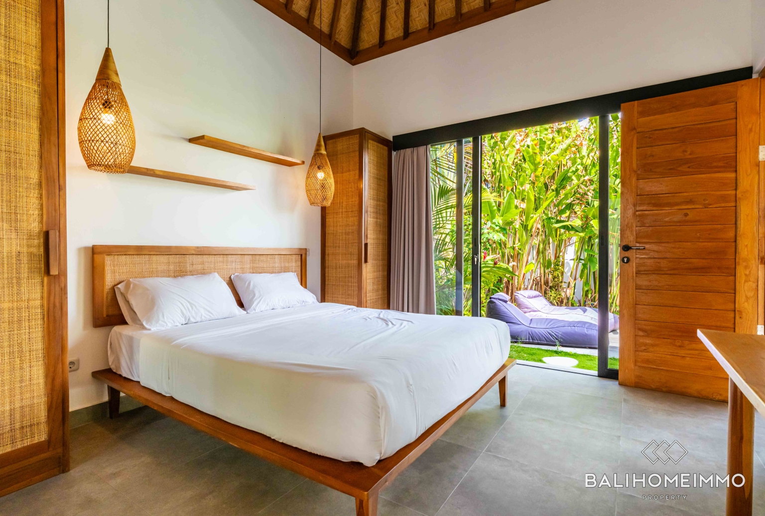 Charming 2 bedroom villa for sale in Kerobokan view 18