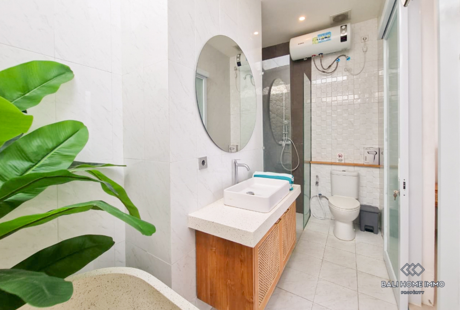 Charming 2 Bedroom Villa for Sale Leasehold in Bali Kerobokan view 15