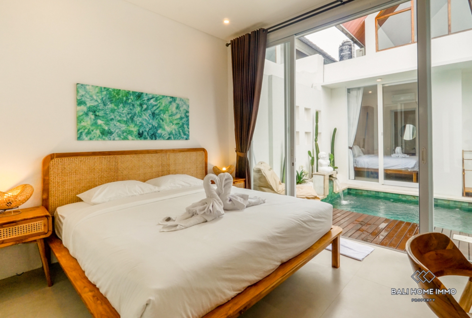 Villa Menawan 2 Kamar Dijual dengan Status Hak Sewa di Kerobokan, Bali view 8