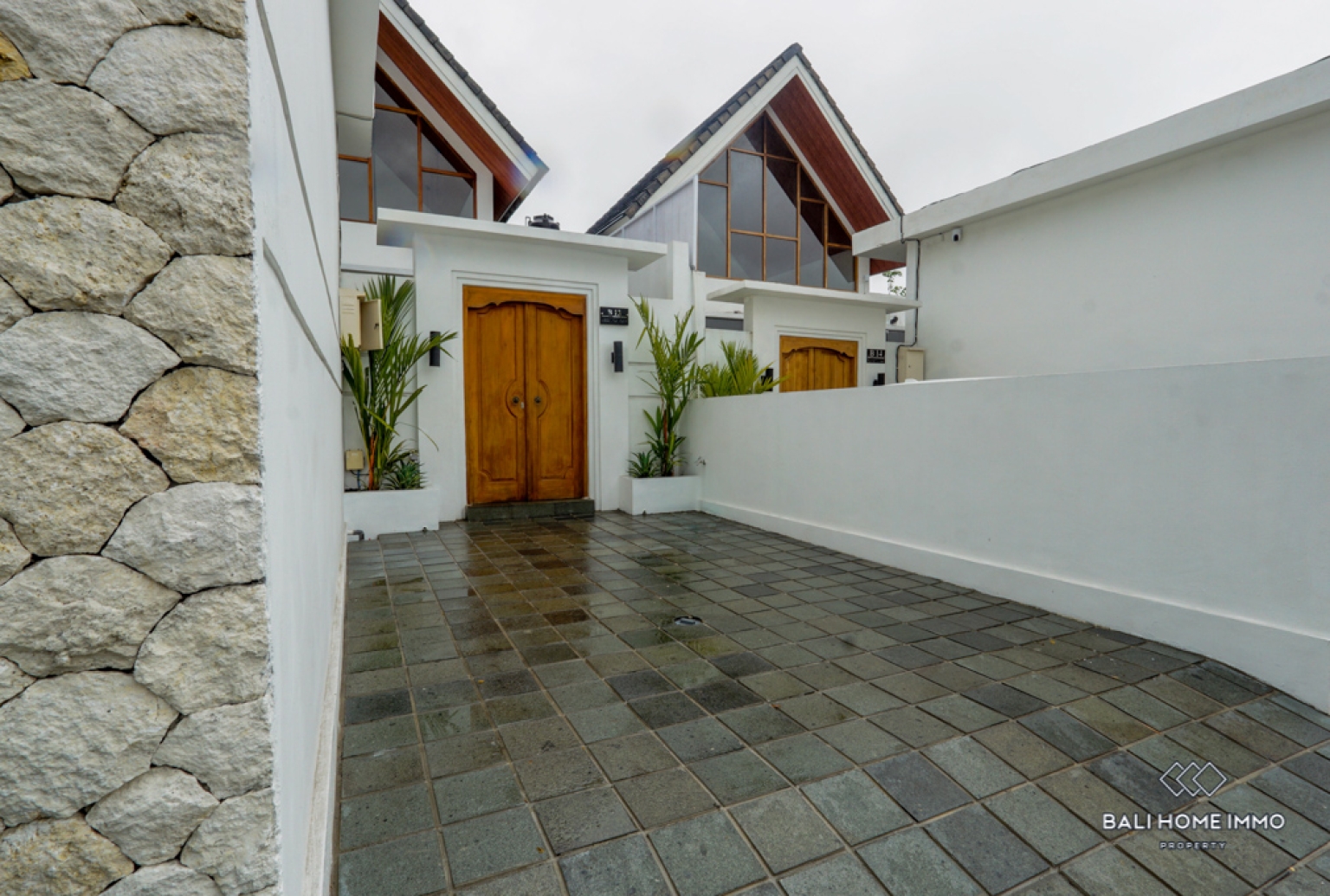 Villa Menawan 2 Kamar Dijual dengan Status Hak Sewa di Kerobokan, Bali view 19