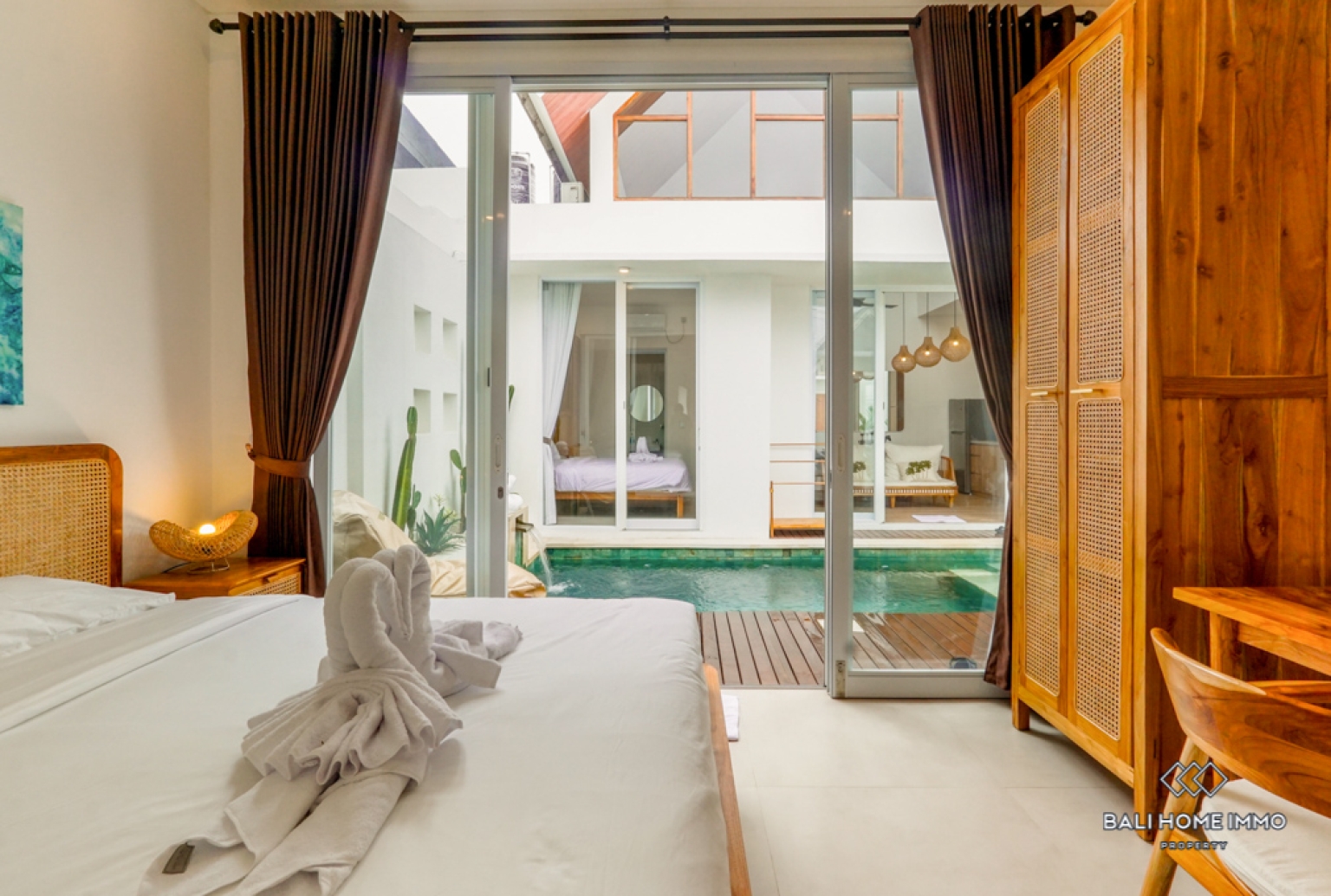 Villa Menawan 2 Kamar Dijual dengan Status Hak Sewa di Kerobokan, Bali view 9