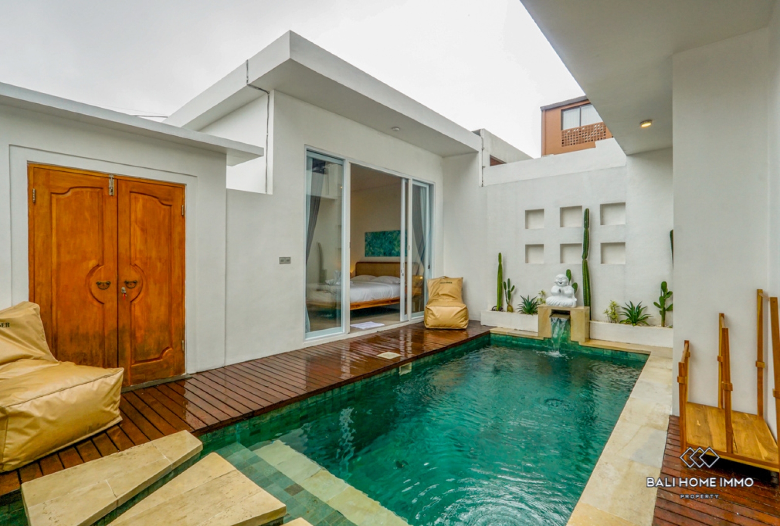 Villa Menawan 2 Kamar Dijual dengan Status Hak Sewa di Kerobokan, Bali view 18