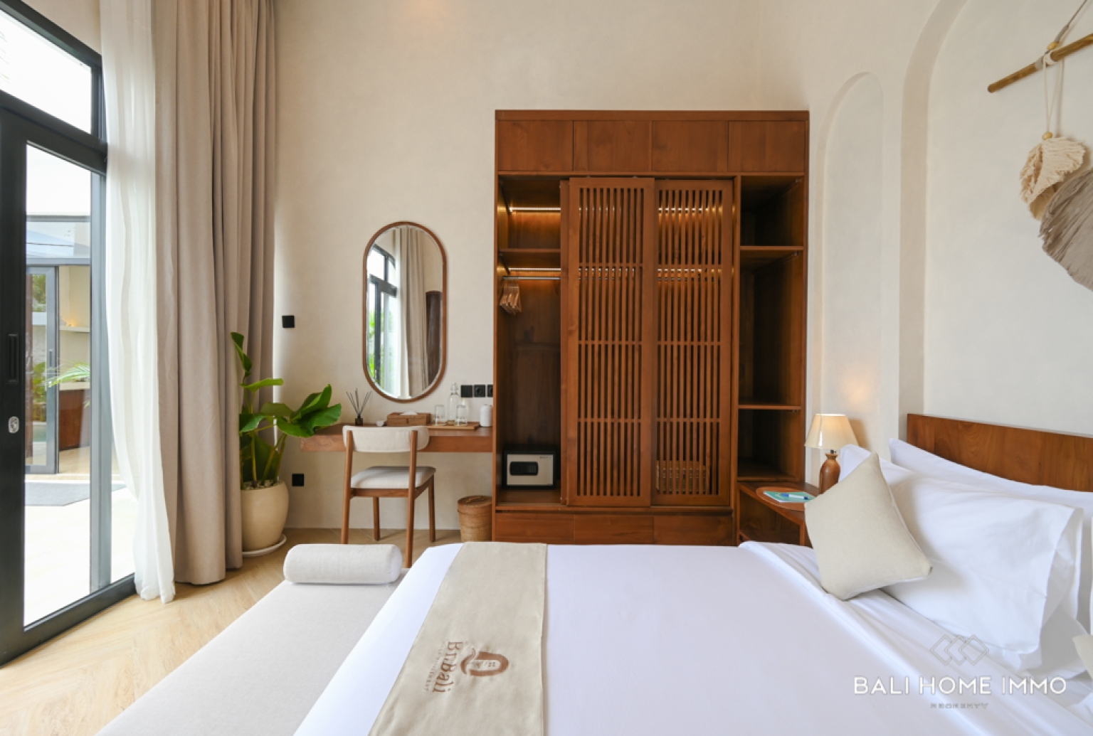 CHARMING 2 BEDROOM VILLA FOR SALE LEASEHOLD IN BINGIN view 8