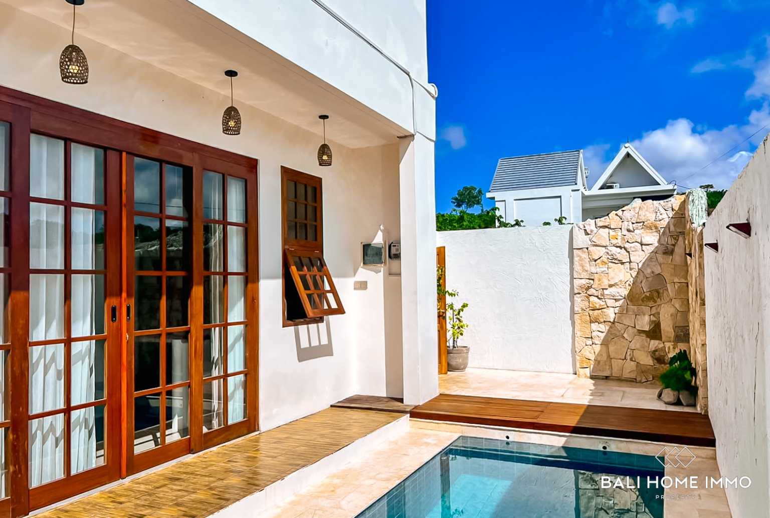 Charming 2 Bedroom Villa for Sale Leasehold and Freehold Near Pandawa Beach view 23