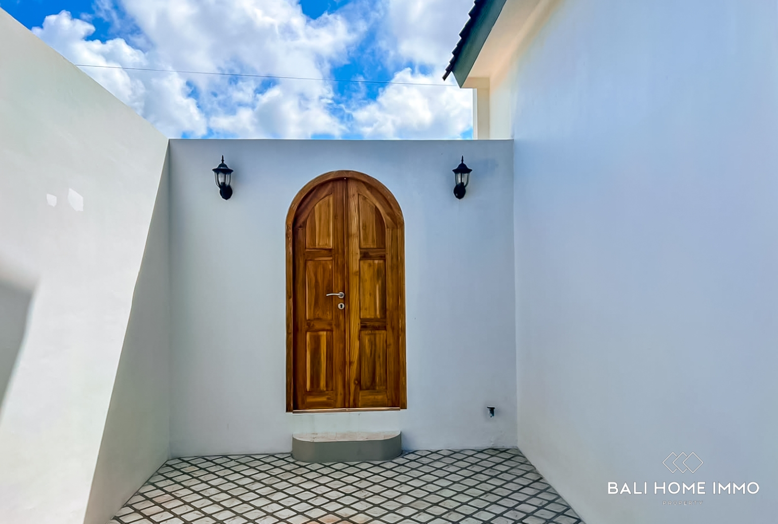Charming 2 Bedroom Villa for Sale Leasehold and Freehold Near Pandawa Beach view 22