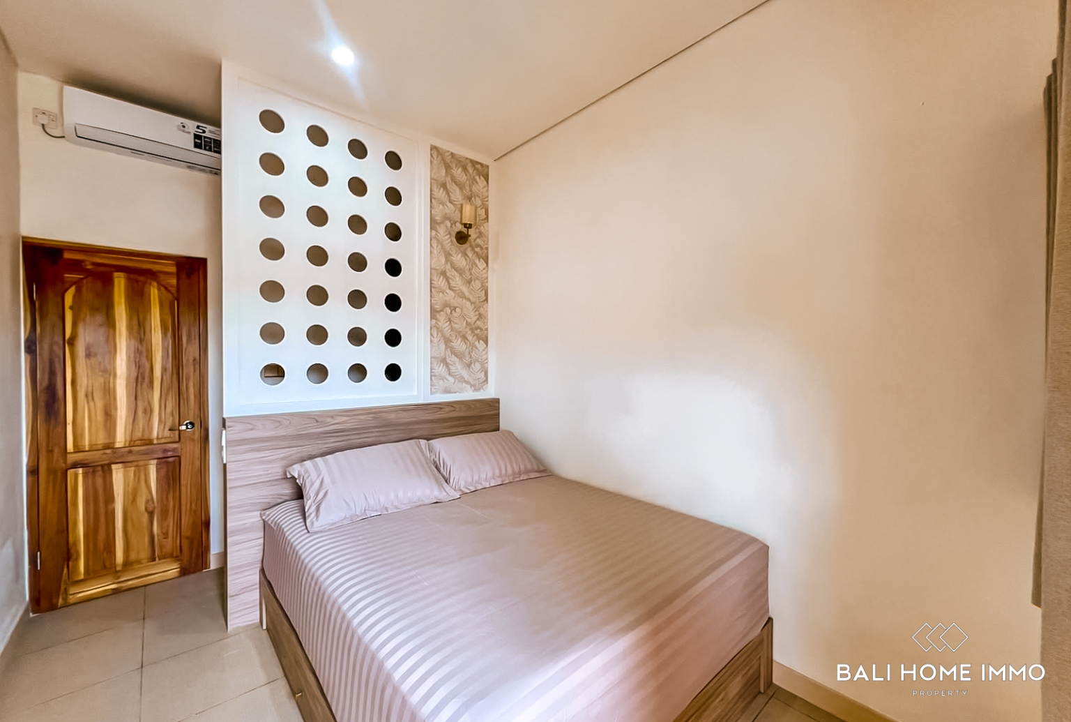 Charming 2 Bedroom Villa for Sale Leasehold and Freehold Near Pandawa Beach view 12