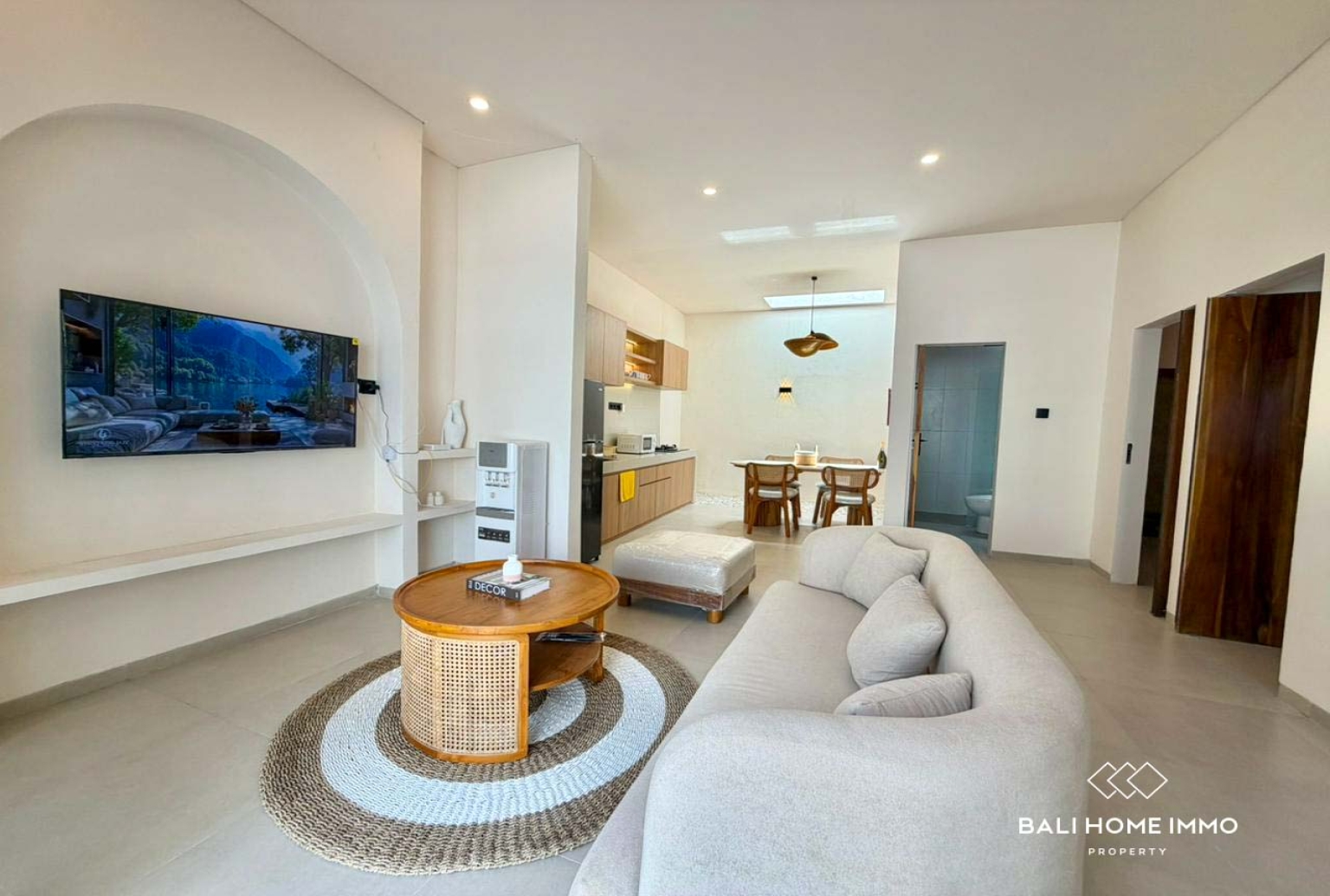 Charming 2 Bedroom Villa for Yearly and Monthly Rental in Pererenan Bali view 3