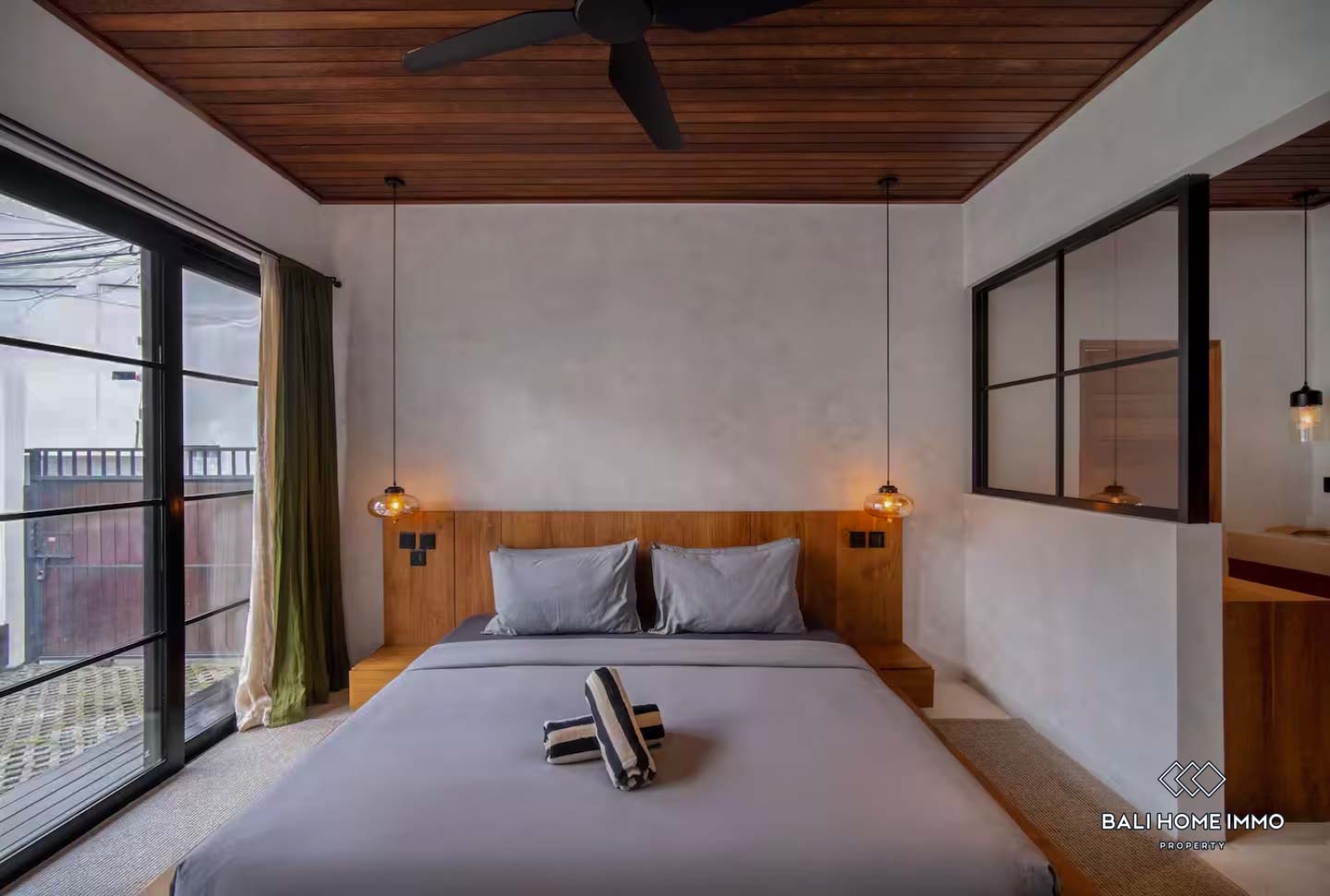Charming 2 Bedrooms villa for sale leasehold in Bali - Canggu Berawa view 16