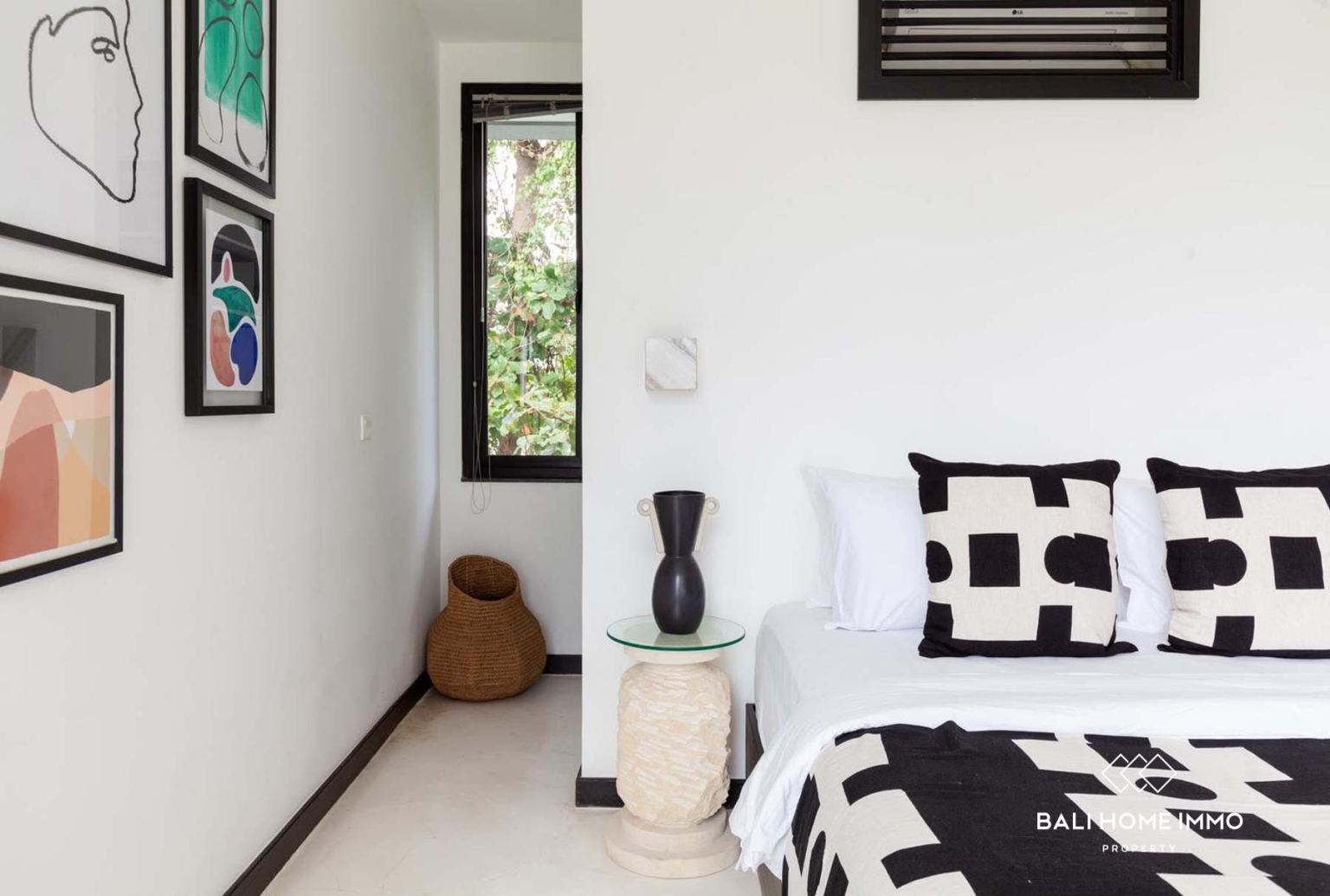 Charmante villa de 3 chambres à vendre en droit de superficie (leasehold) à Berawa, Bali view 12