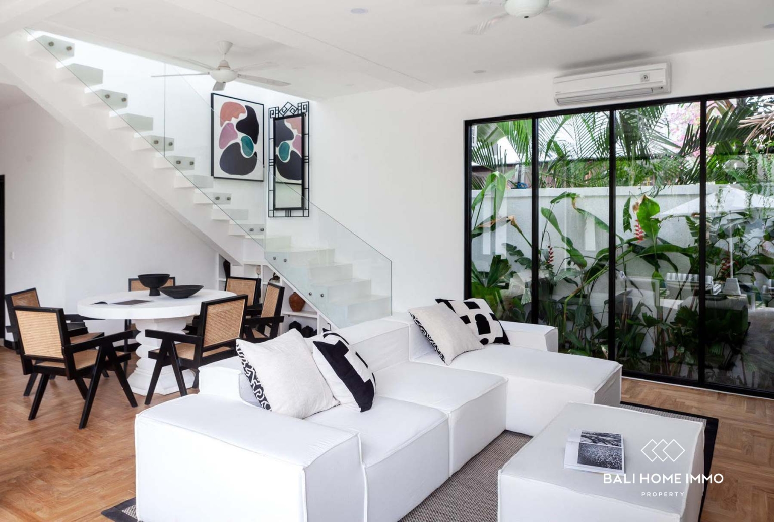 Charmante villa de 3 chambres à vendre en droit de superficie (leasehold) à Berawa, Bali view 6