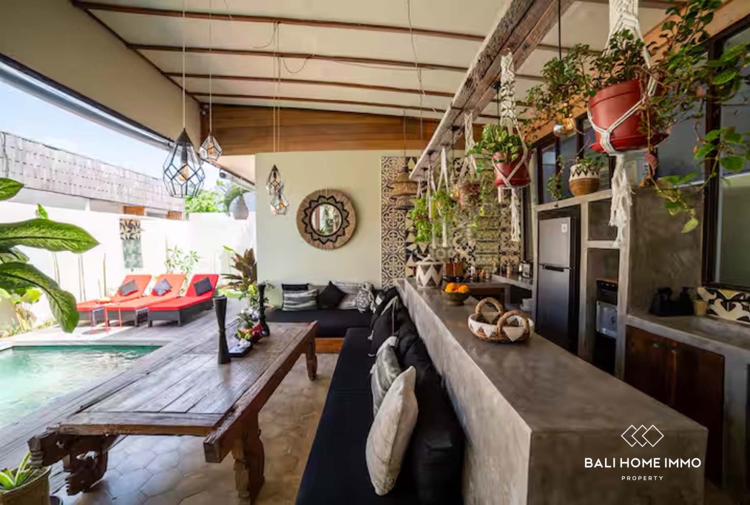 Charming 3 Bedroom Villa for Leasehold Sale in Canggu Bali view 2