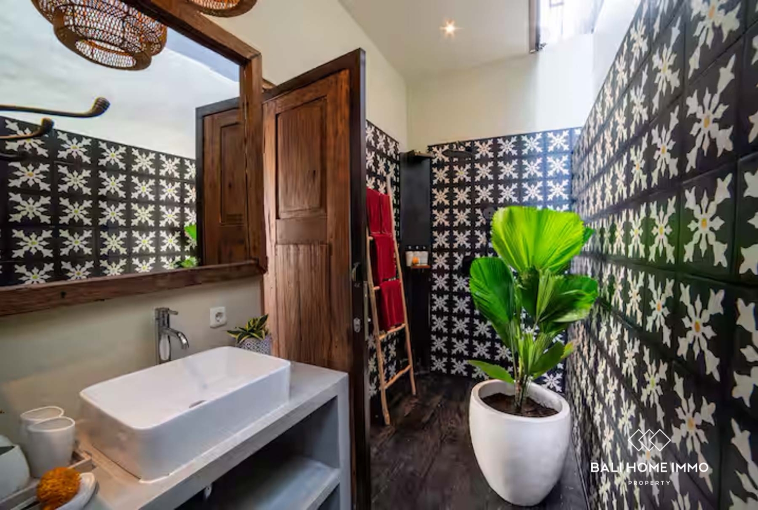 Charming 3 Bedroom Villa for Leasehold Sale in Canggu Bali view 14