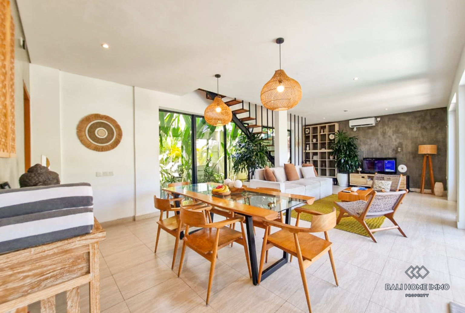 Villa Menawan dengan 3 Kamar untuk Dijual dan Disewa di Kawasan Perumahan Canggu, Bali view 7