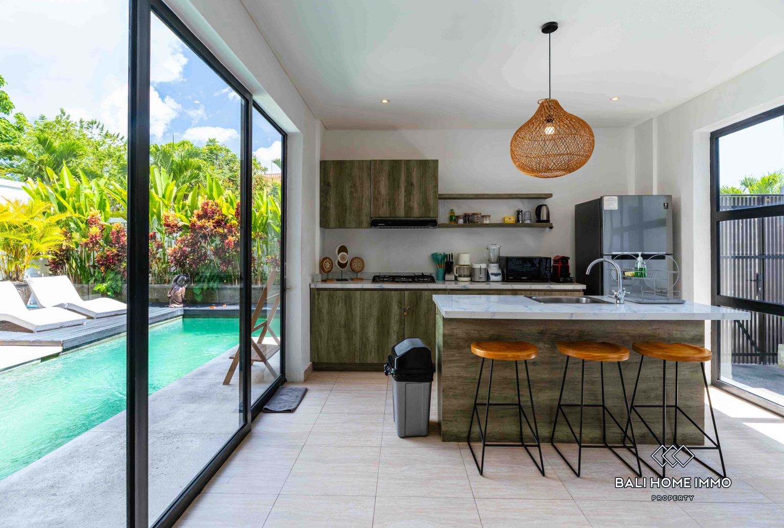 Charming 3 Bedroom Villa for Sale and Rent in Bali Canggu Residential Side view 11
