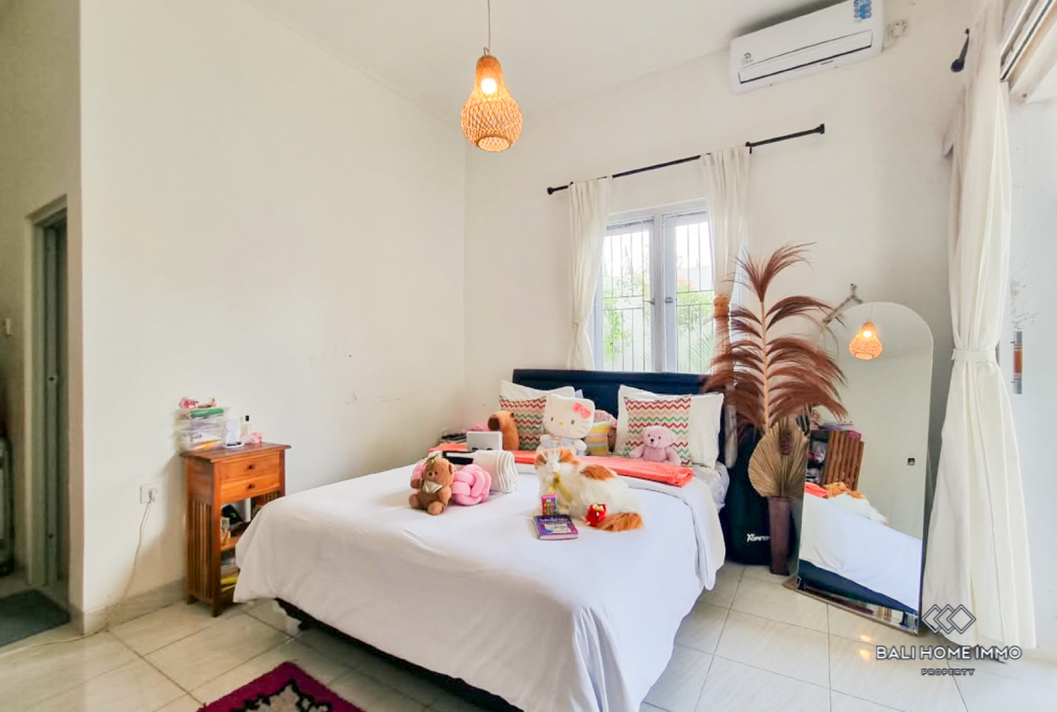 Charming 3 Bedroom Villa for Sale and Rental in Bali Tanah Lot East Side view 8