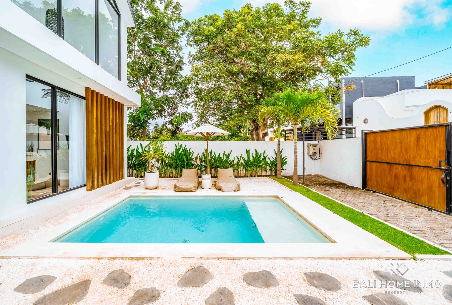 Charming 3-Bedroom Villa for Sale in Balangan Near Beach and Golf Course view 3
