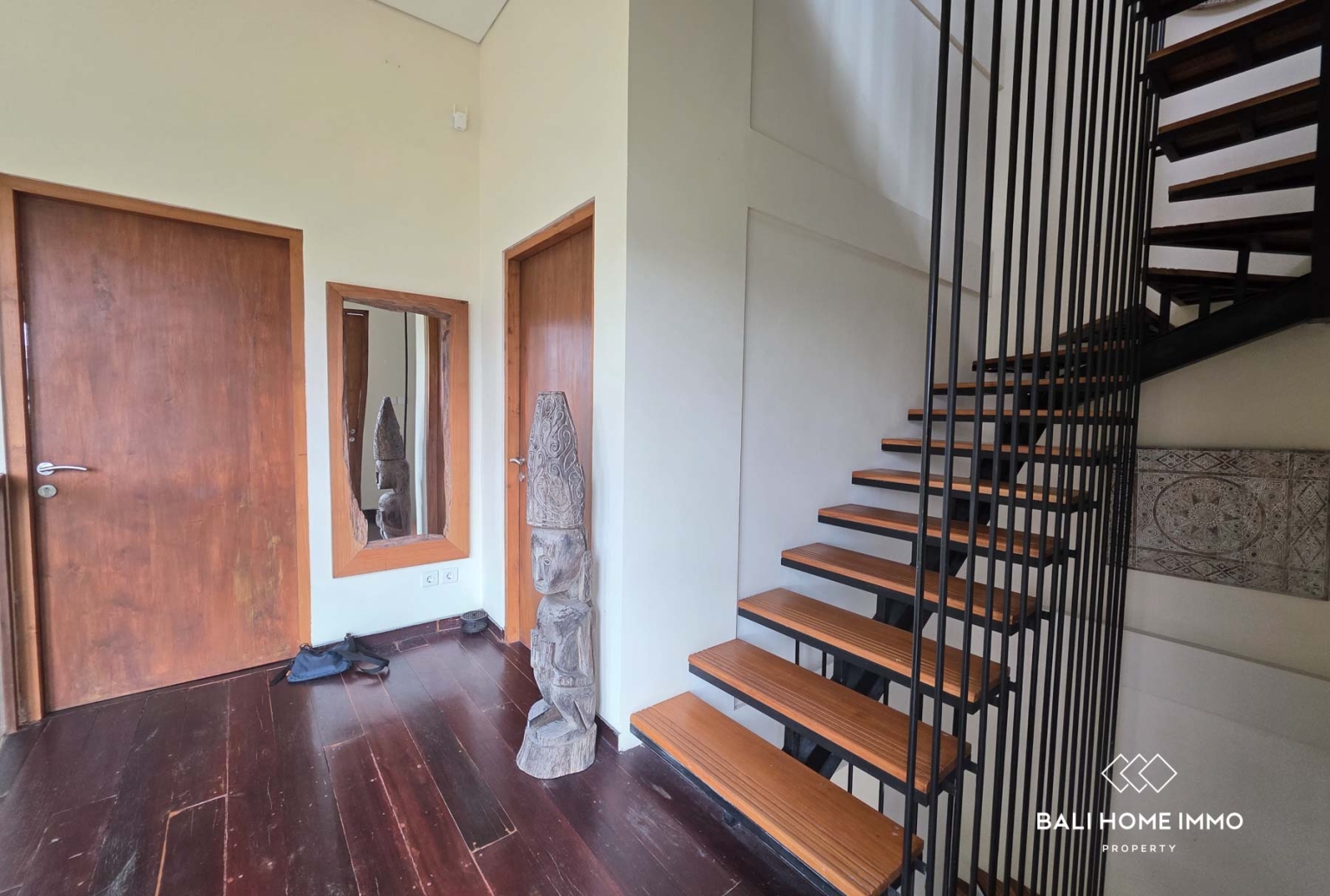 CHARMING 3 BEDROOM VILLA FOR SALE IN CANGGU BATU BOLONG BALI view 7