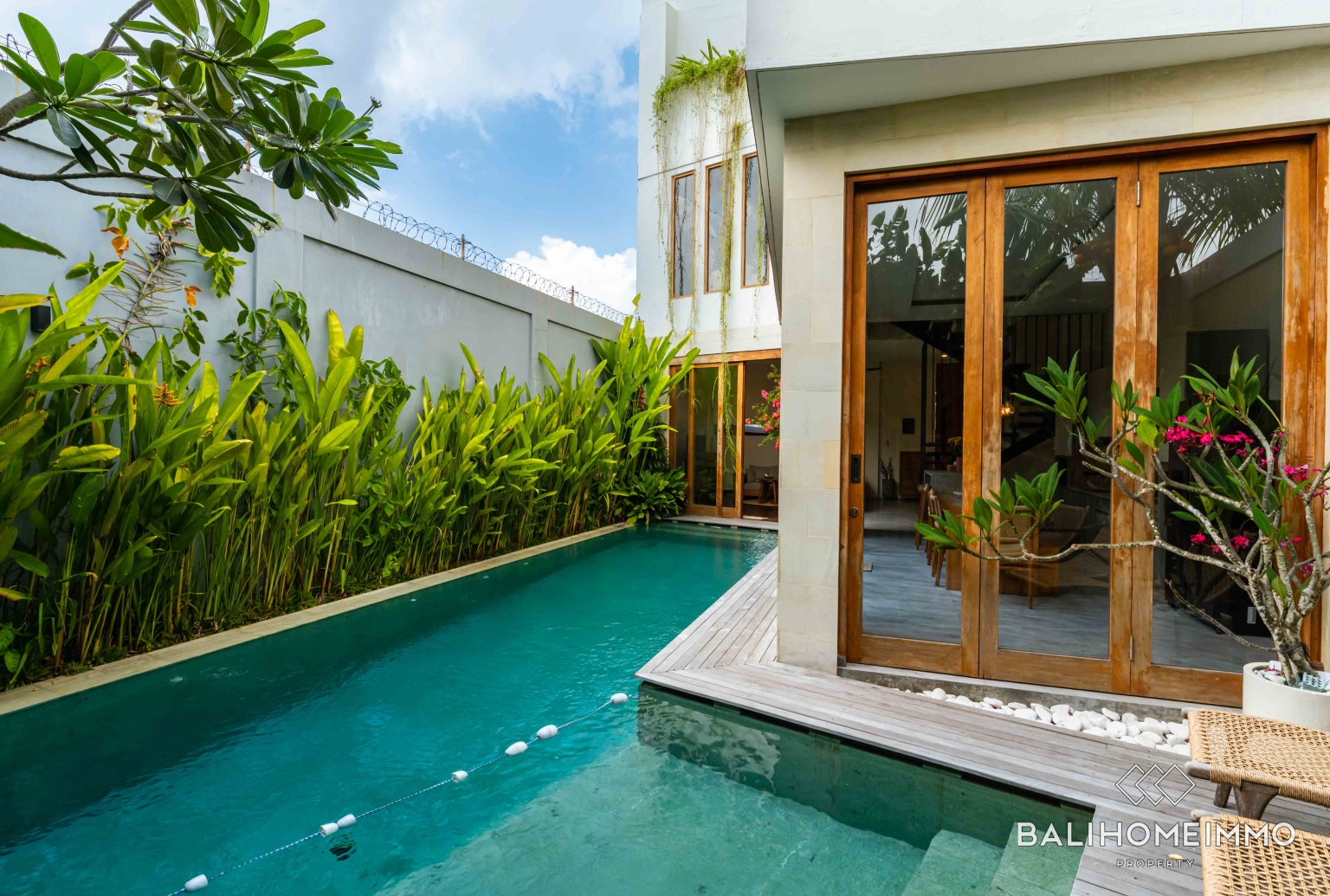 CHARMING 3 BEDROOM VILLA FOR SALE IN CANGGU BATU BOLONG BALI view 33