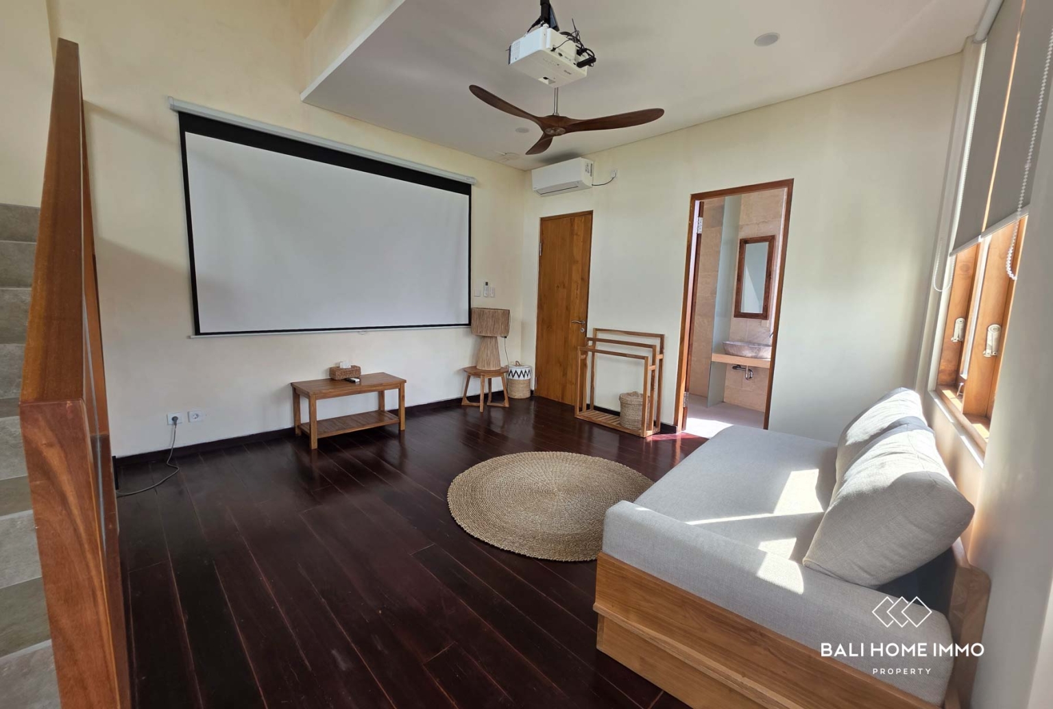CHARMING 3 BEDROOM VILLA FOR SALE IN CANGGU BATU BOLONG BALI view 9