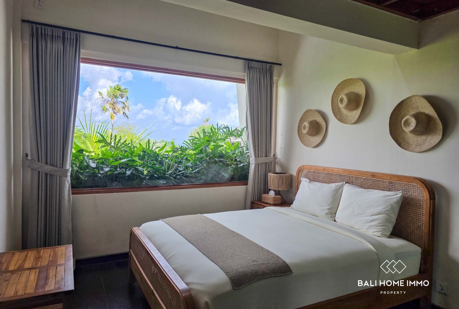CHARMING 3 BEDROOM VILLA FOR SALE IN CANGGU BATU BOLONG BALI view 15