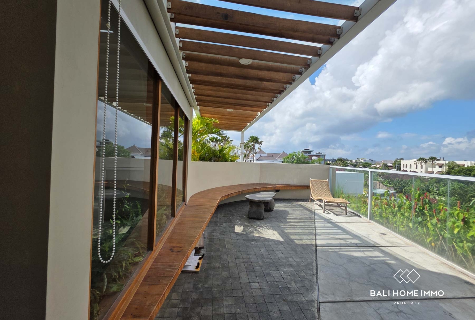 CHARMING 3 BEDROOM VILLA FOR SALE IN CANGGU BATU BOLONG BALI view 22