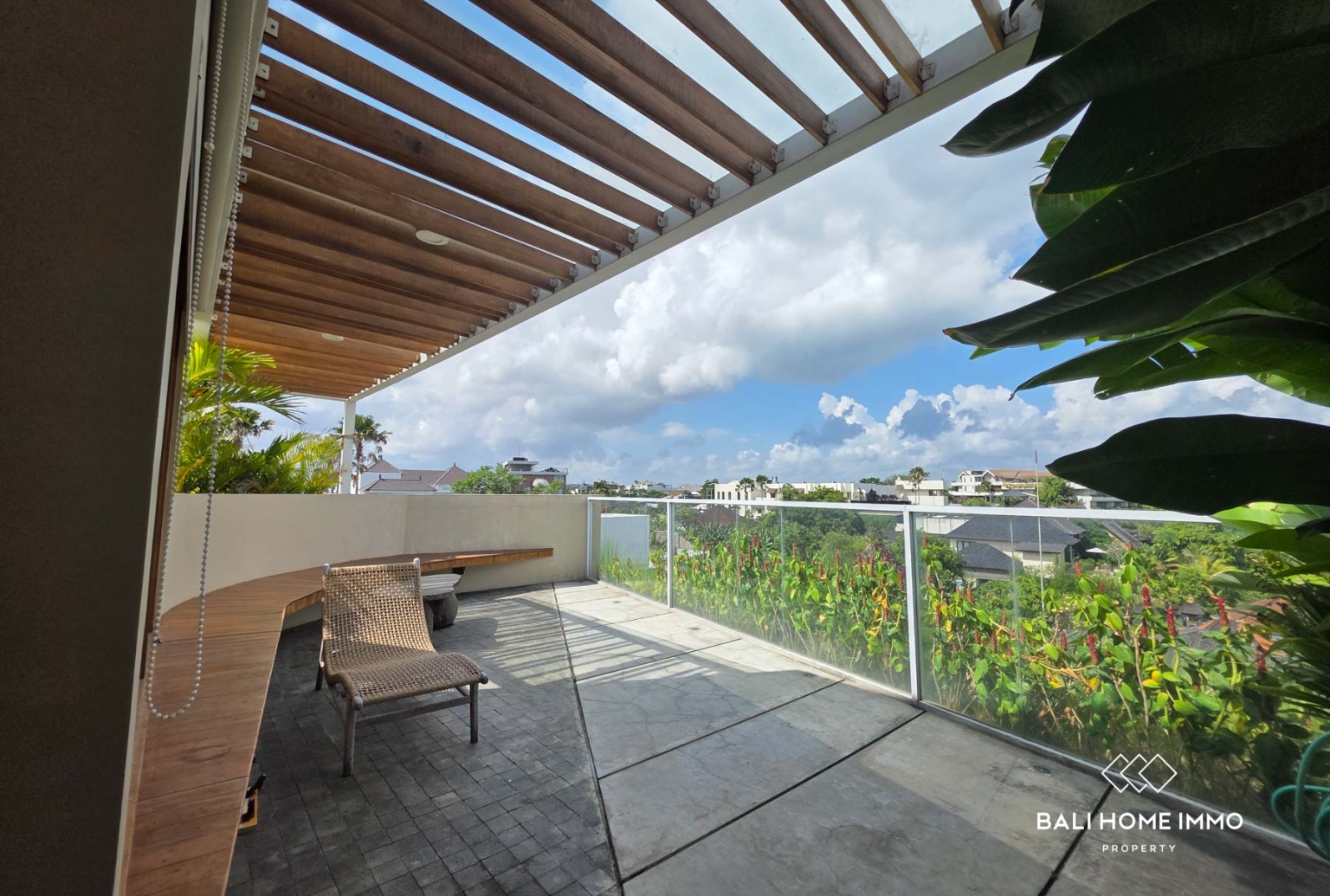 CHARMING 3 BEDROOM VILLA FOR SALE IN CANGGU BATU BOLONG BALI view 23
