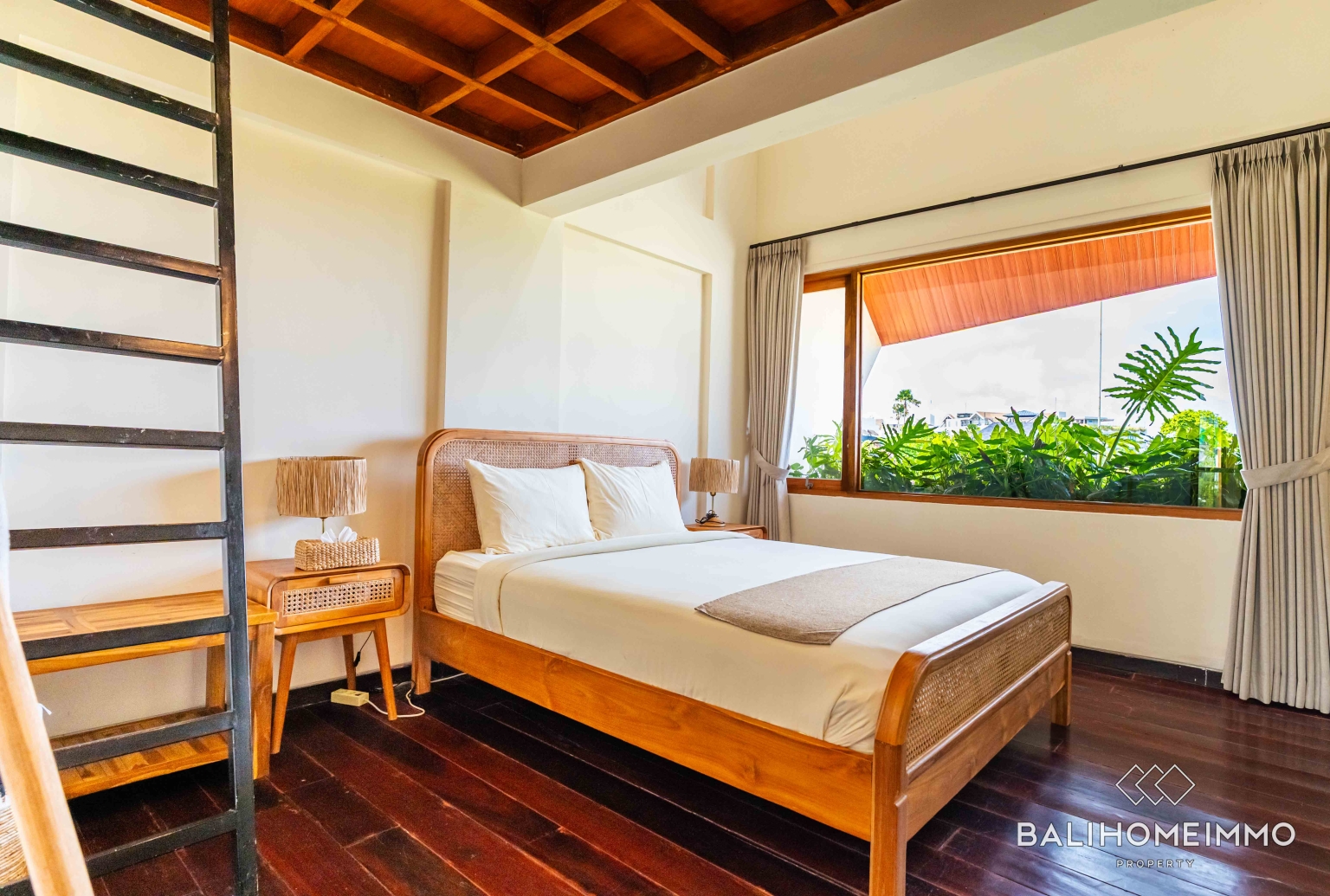 CHARMING 3 BEDROOM VILLA FOR SALE IN CANGGU BATU BOLONG BALI view 20