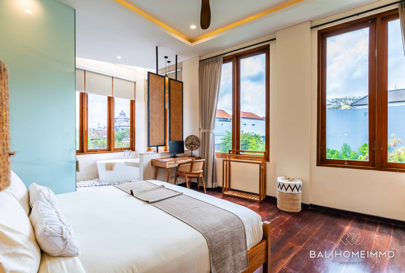 CHARMING 3 BEDROOM VILLA FOR SALE IN CANGGU BATU BOLONG BALI view 16