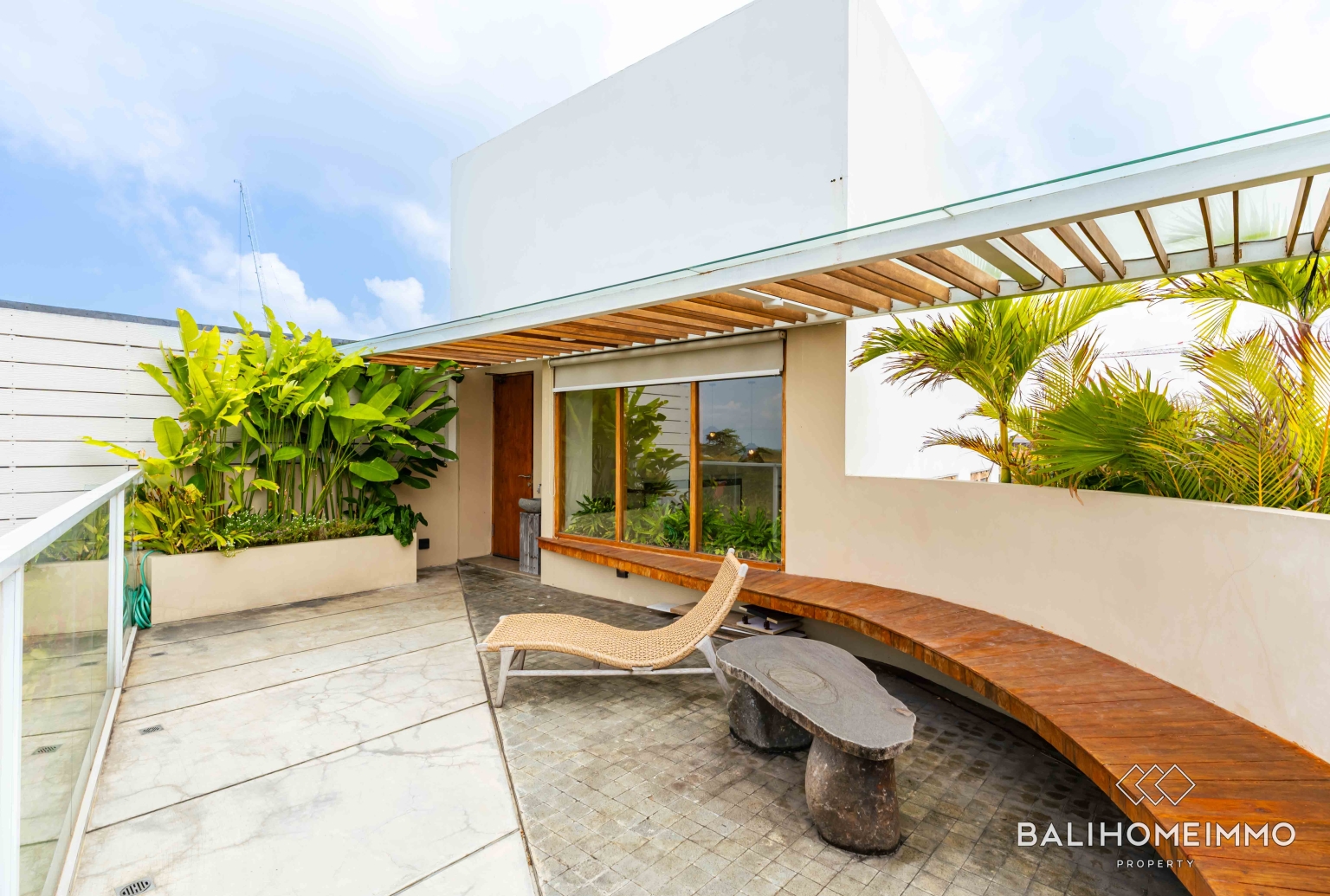 CHARMING 3 BEDROOM VILLA FOR SALE IN CANGGU BATU BOLONG BALI view 30