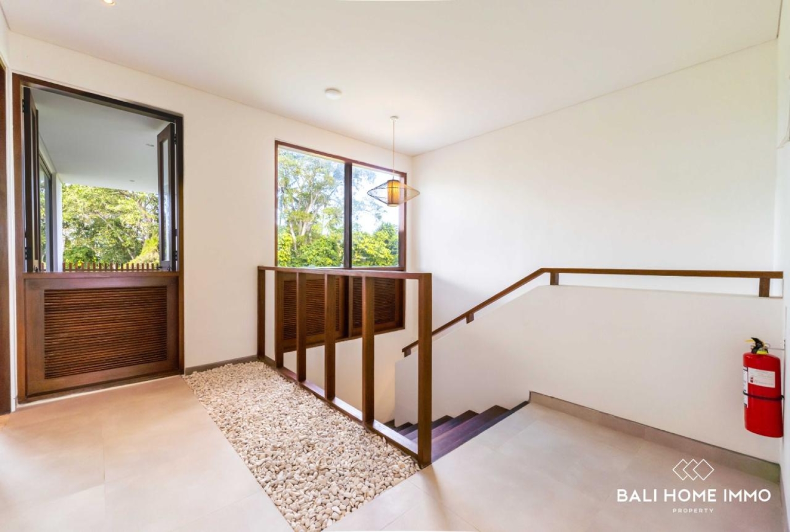 Charming 3 bedroom villa for sale in Cemagi Bali view 8