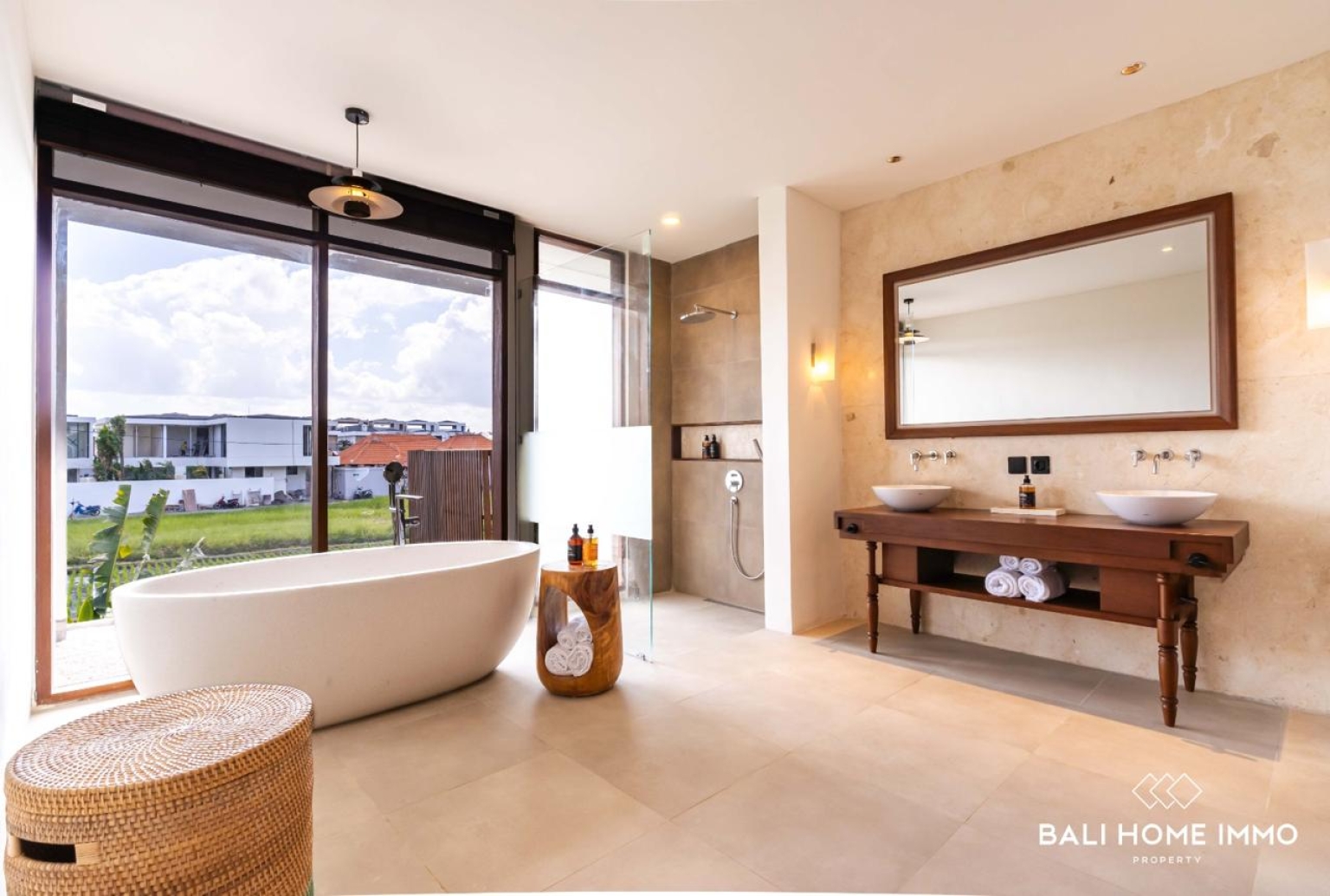 Charming 3 bedroom villa for sale in Cemagi Bali view 21