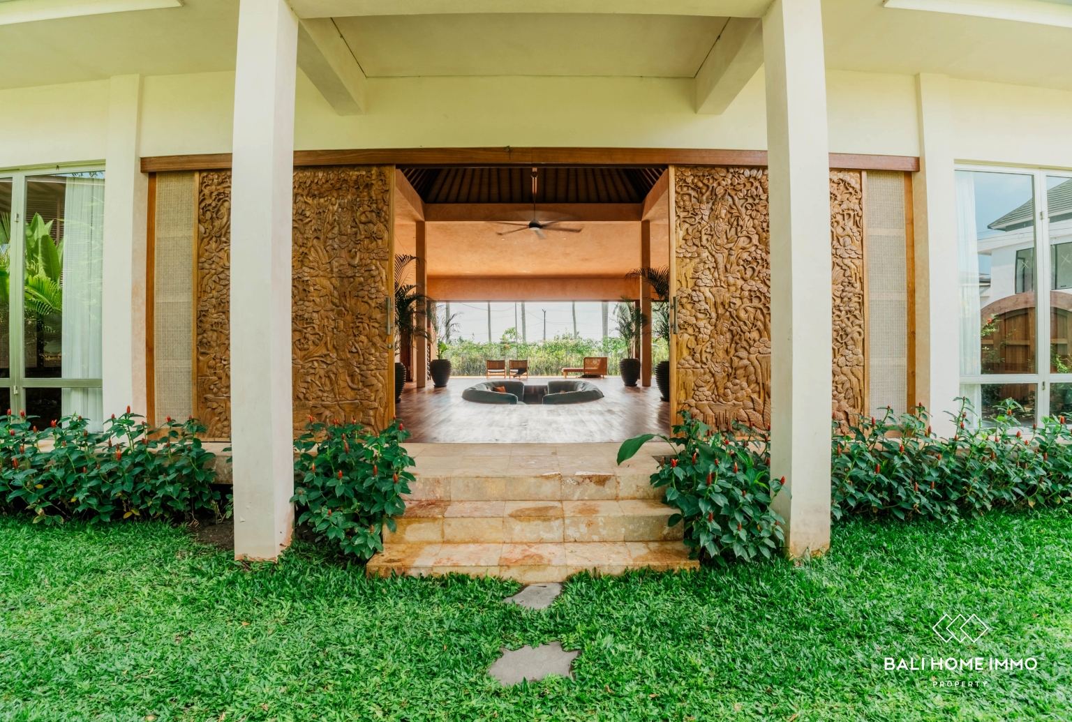 Charming 3 bedroom villa for sale in Pangkung Tibah view 2