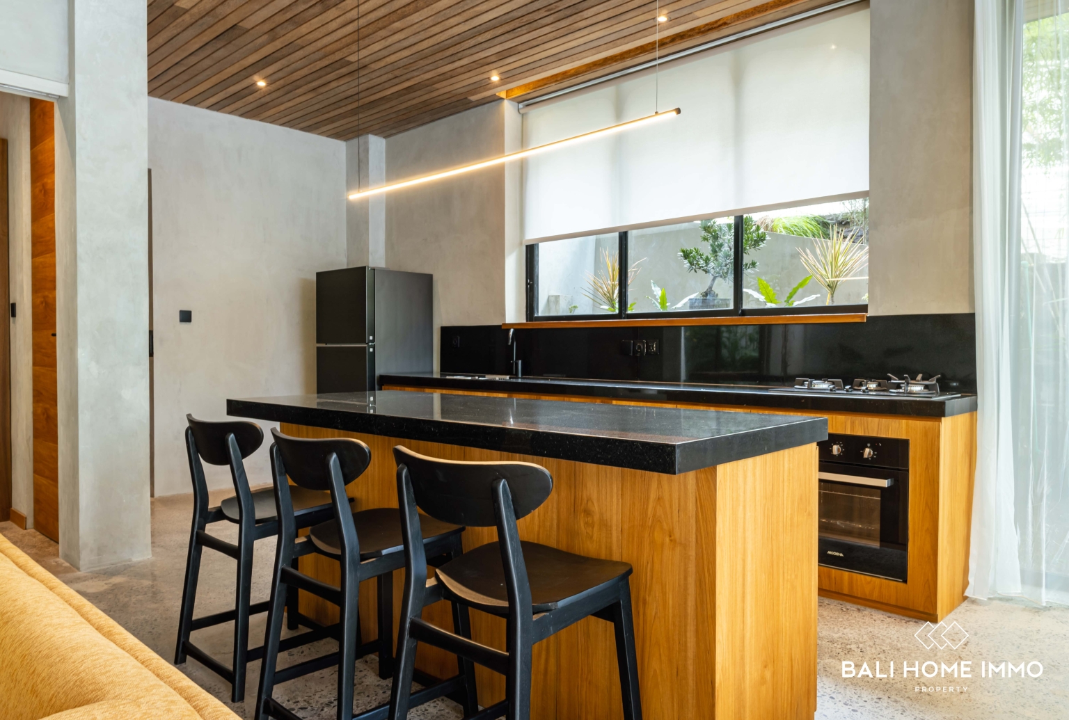Charming 3 bedroom villa for sale in Pererenan North Side view 11