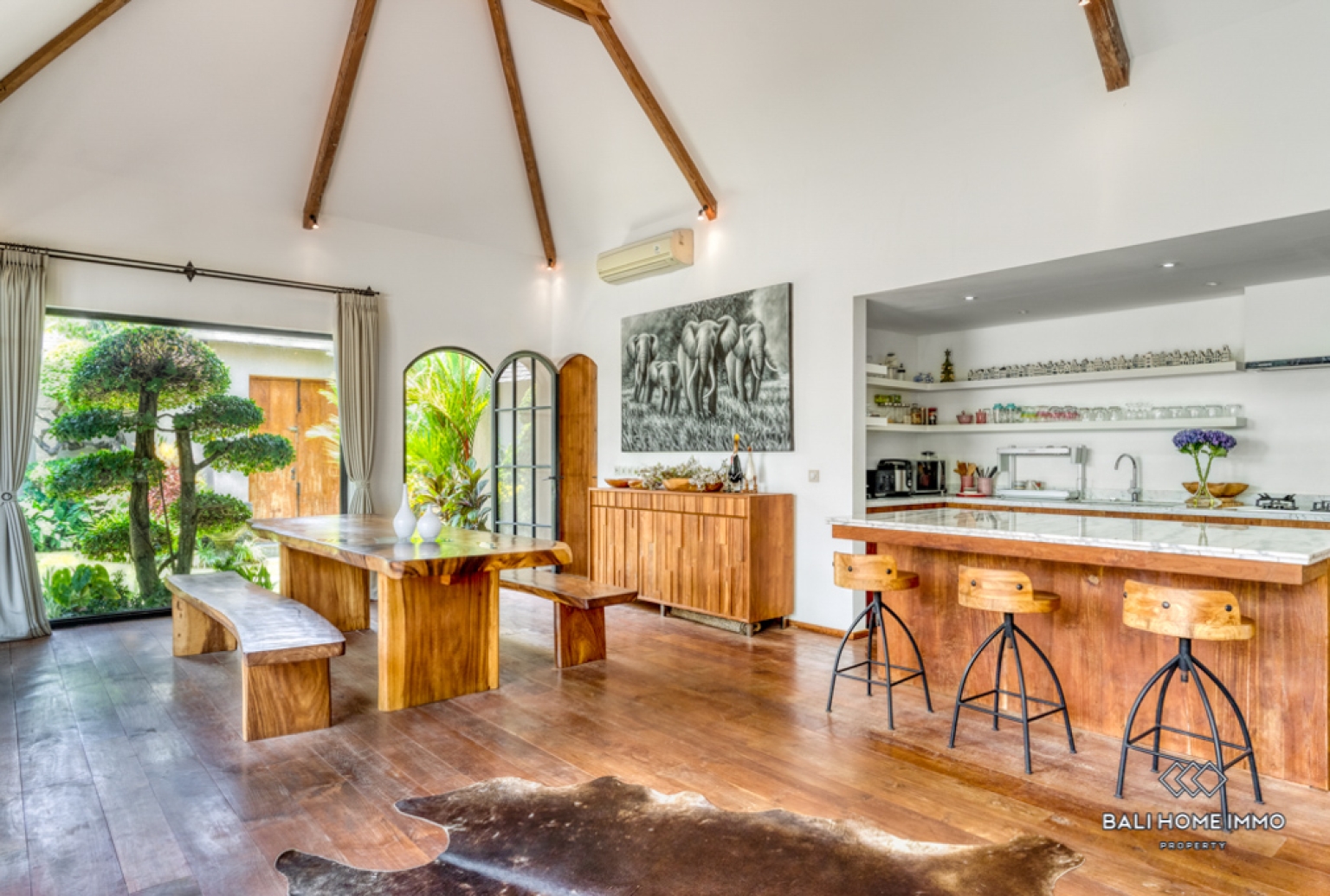 Charming 3 Bedroom Villa for Sale Leasehold in Bali Umalas view 4