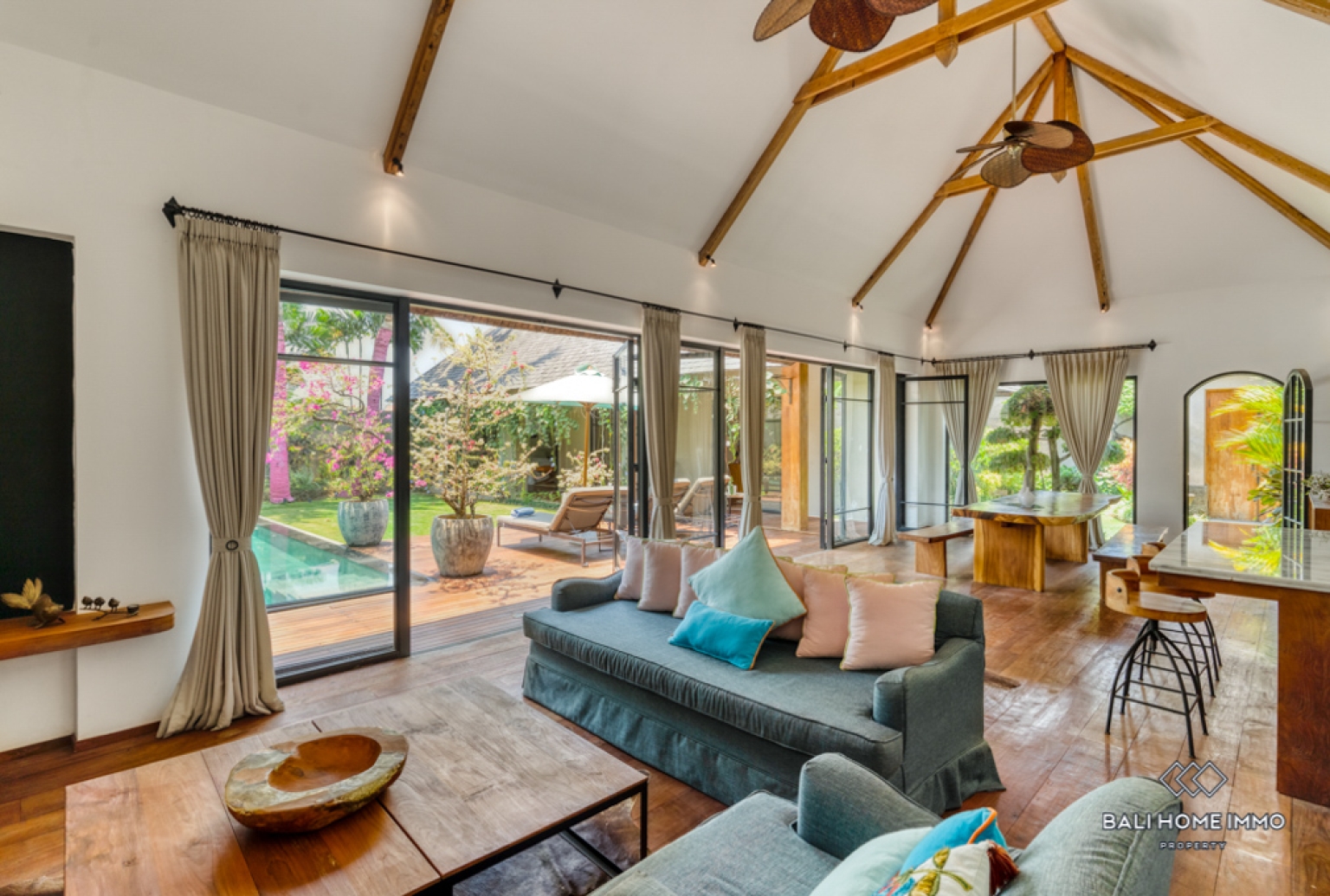 Charming 3 Bedroom Villa for Sale Leasehold in Bali Umalas view 3