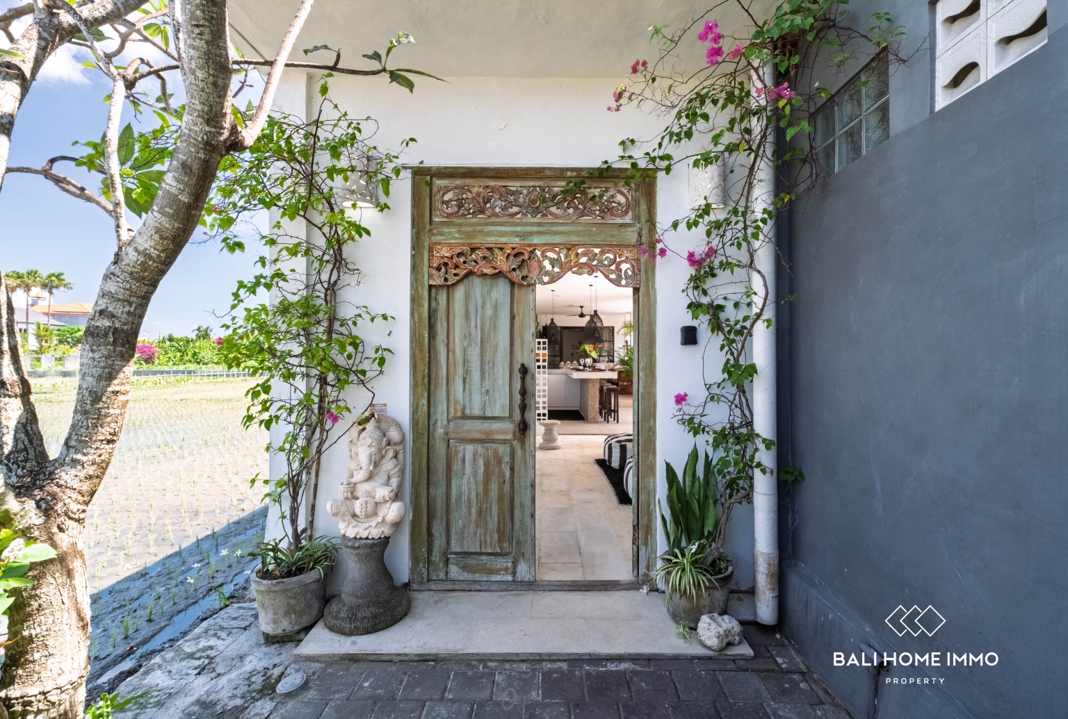Charming 3-Bedroom Villa in the Residential Side of Seminyak view 20