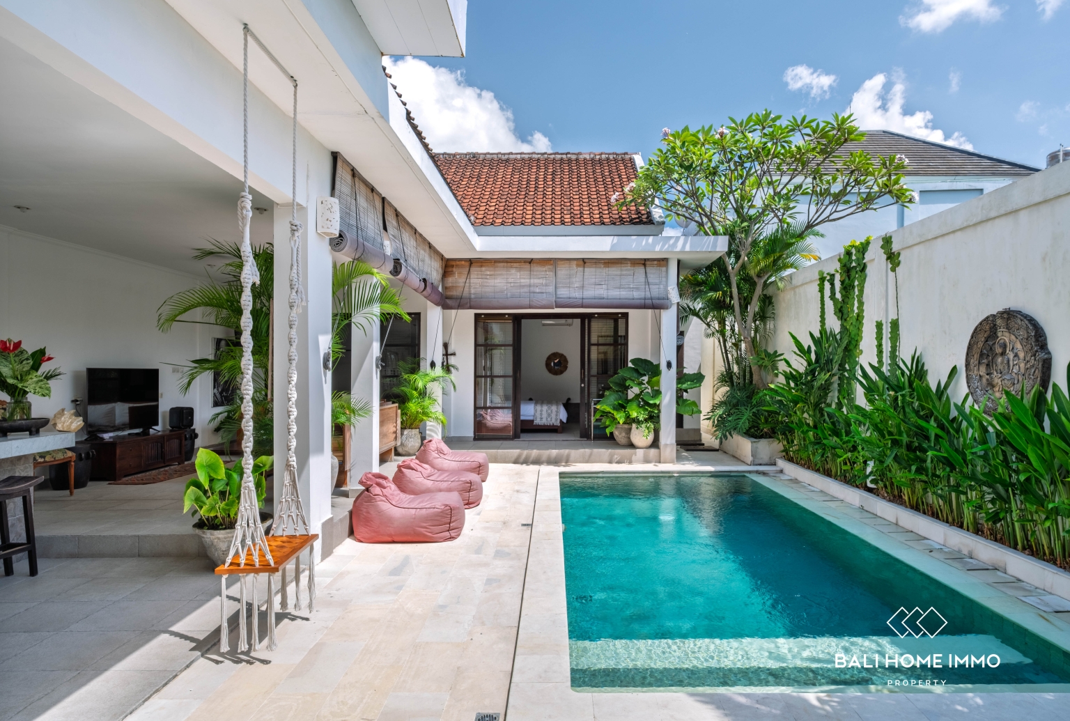 Charming 3-Bedroom Villa in the Residential Side of Seminyak view 2